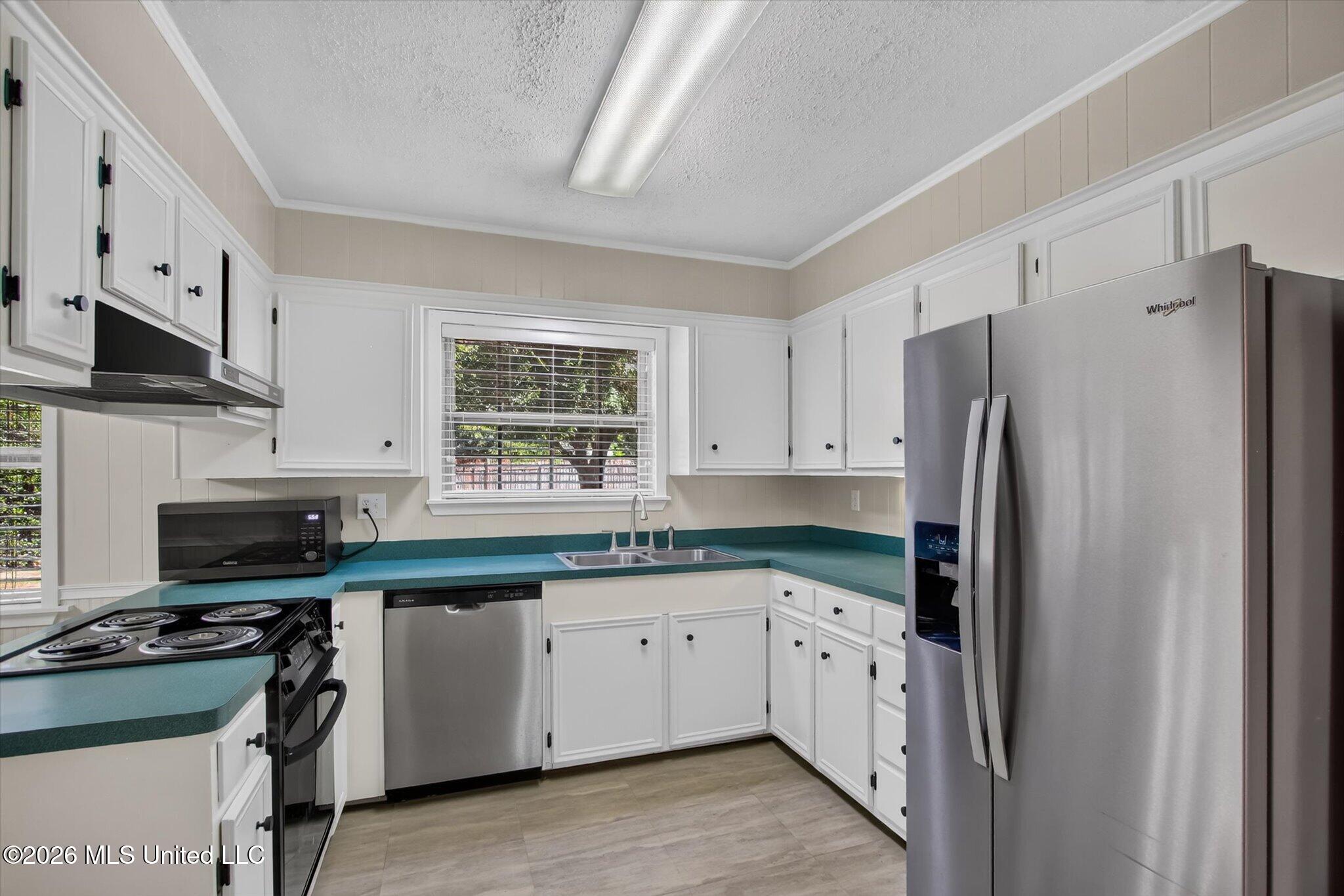 147 Somerset Drive Property Photo 17