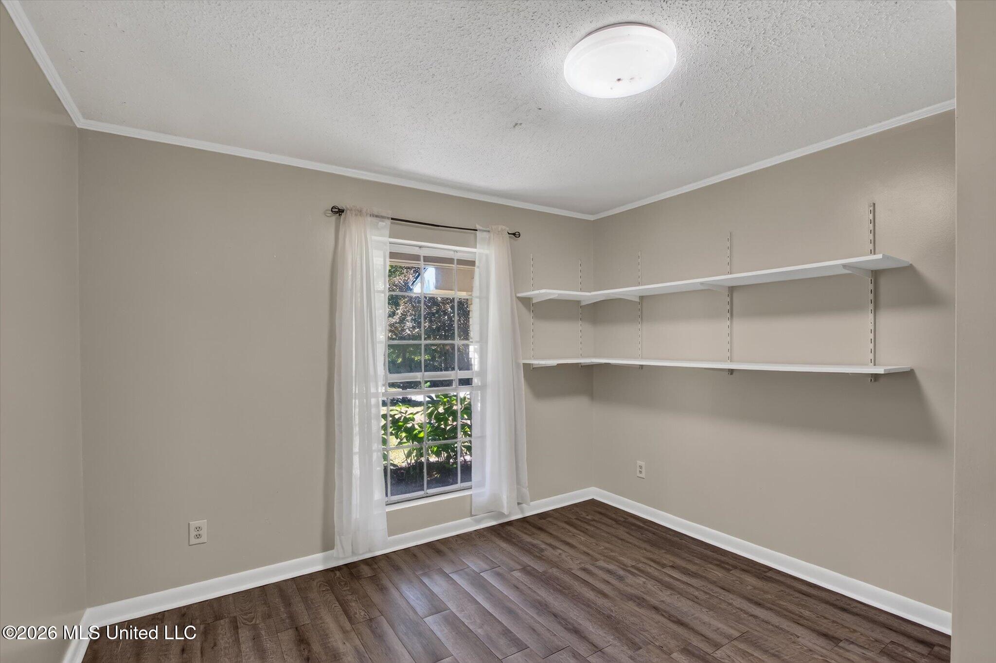 147 Somerset Drive Property Photo 24