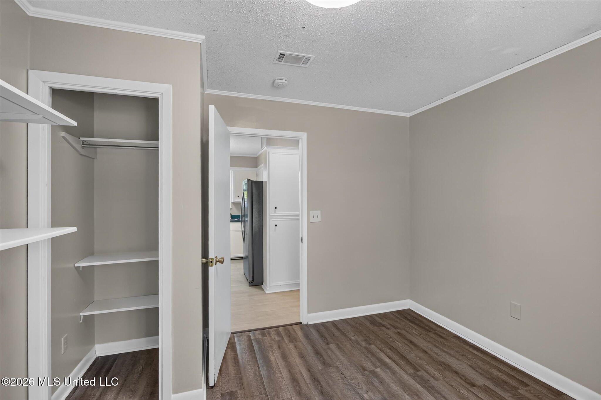 147 Somerset Drive Property Photo 25