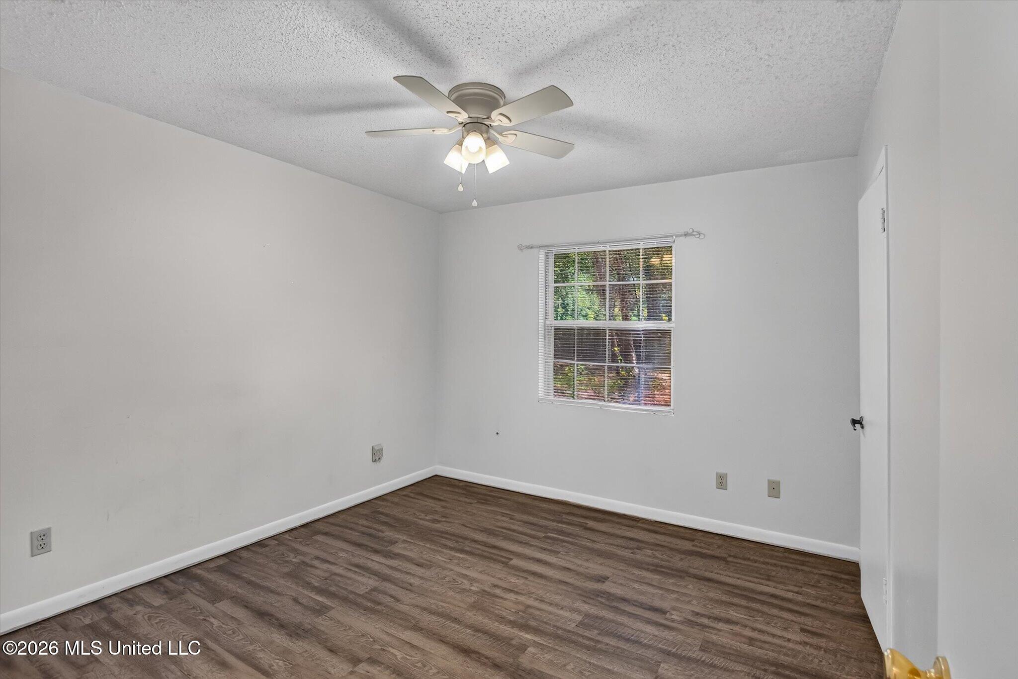 147 Somerset Drive Property Photo 35