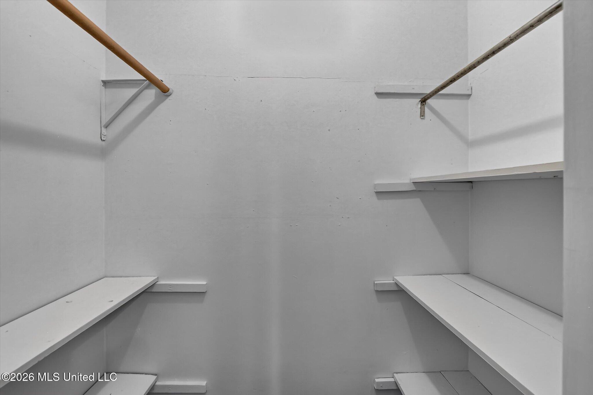 147 Somerset Drive Property Photo 37