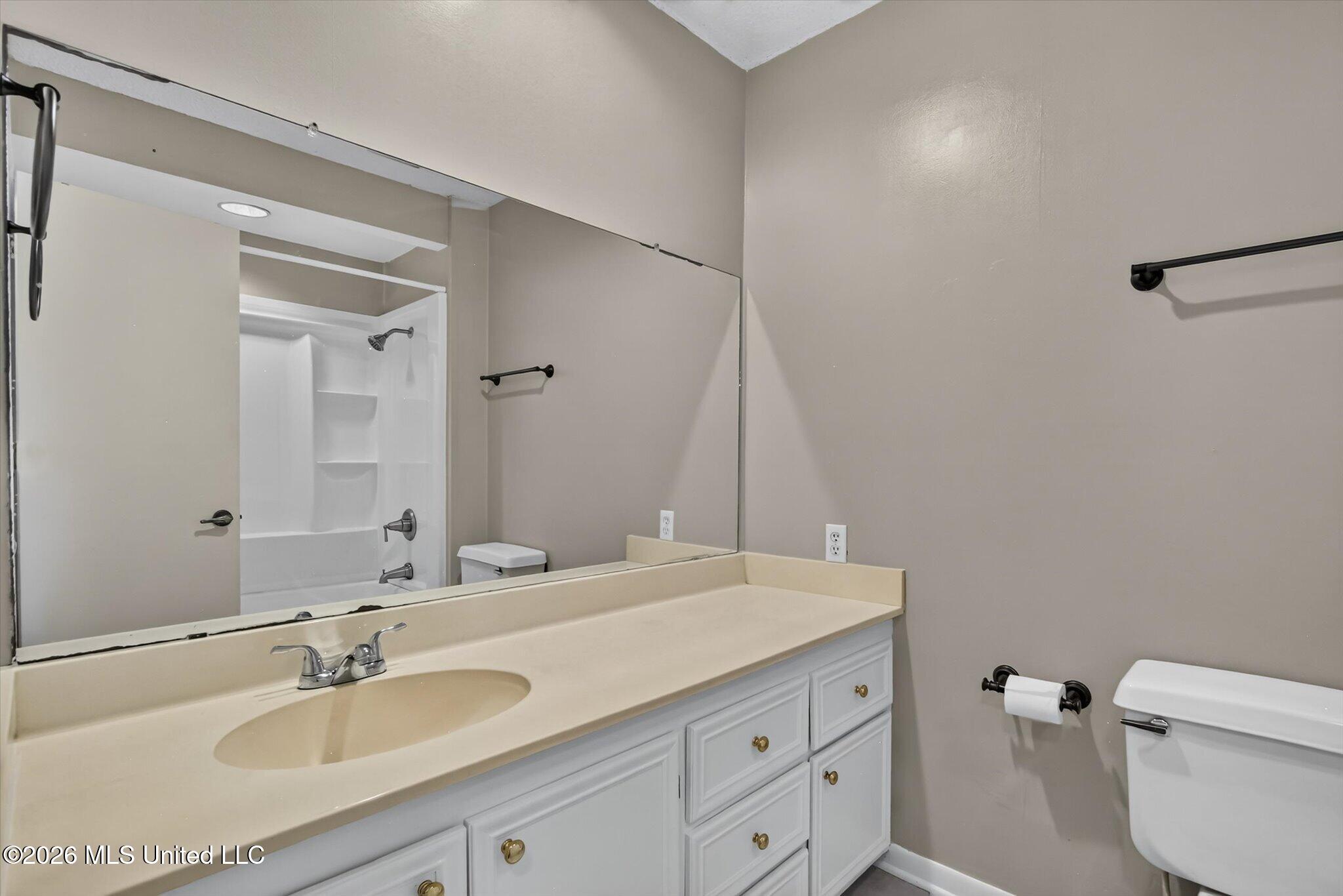 147 Somerset Drive Property Photo 38
