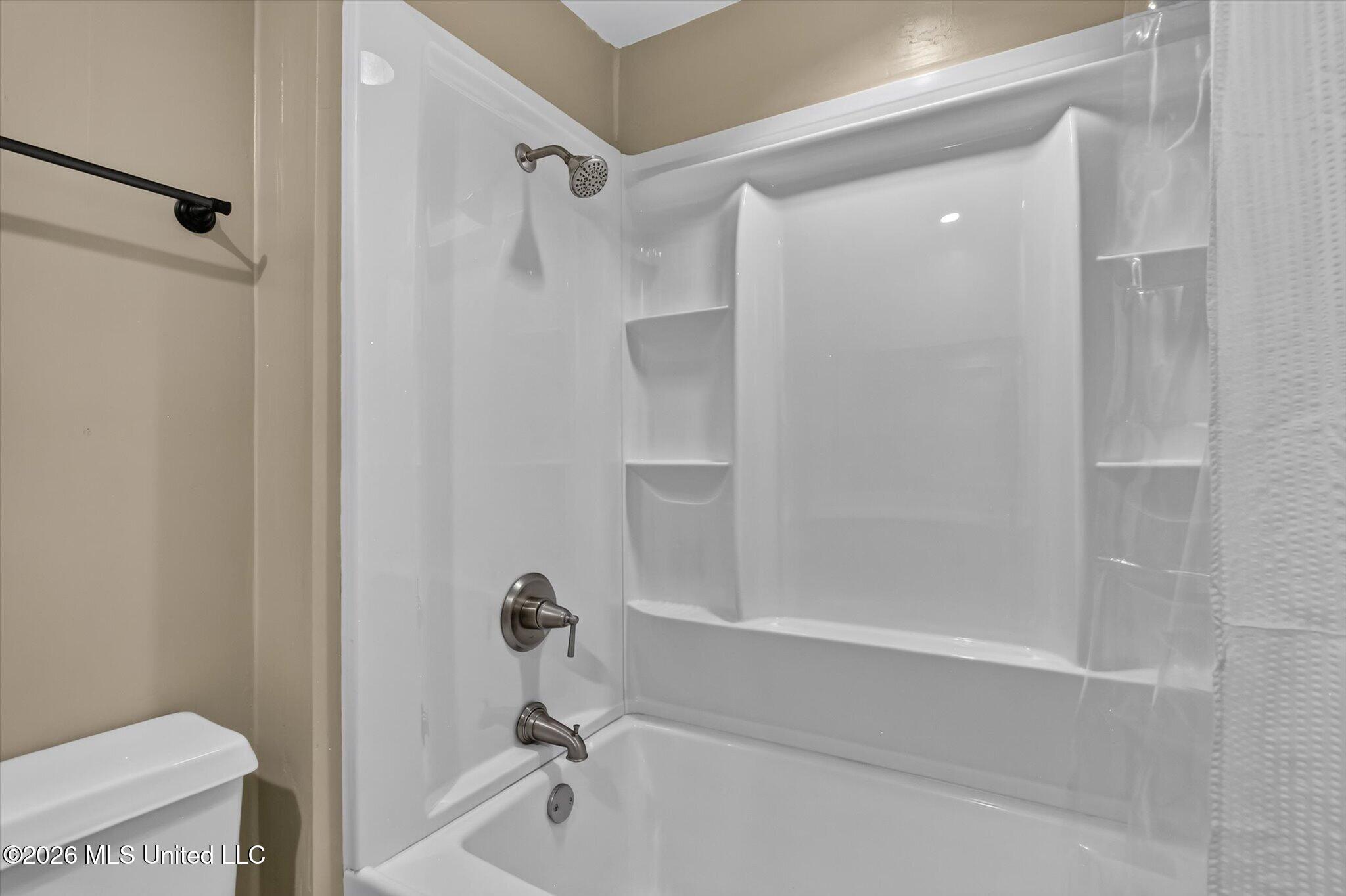 147 Somerset Drive Property Photo 39
