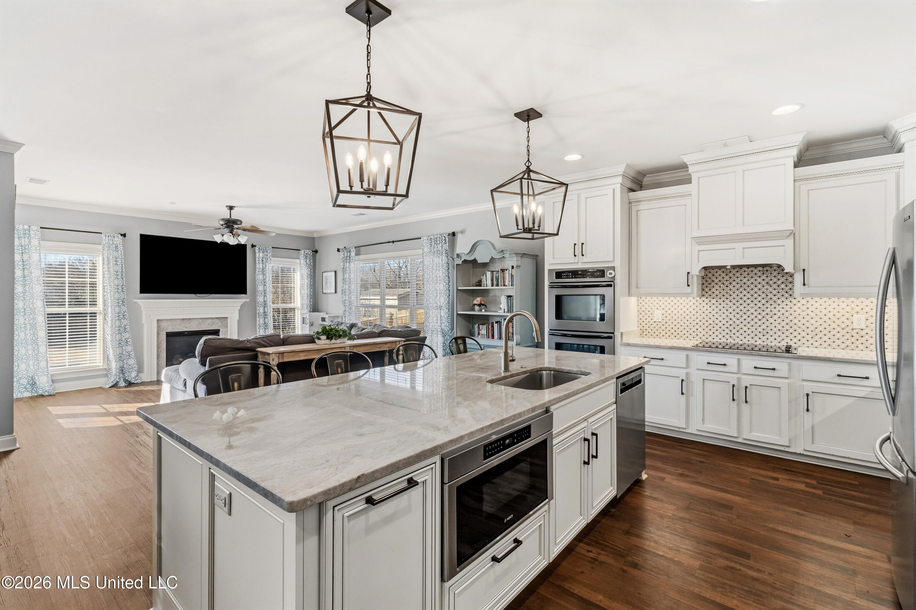 6559 Shenandoah Lane Property Photo 4