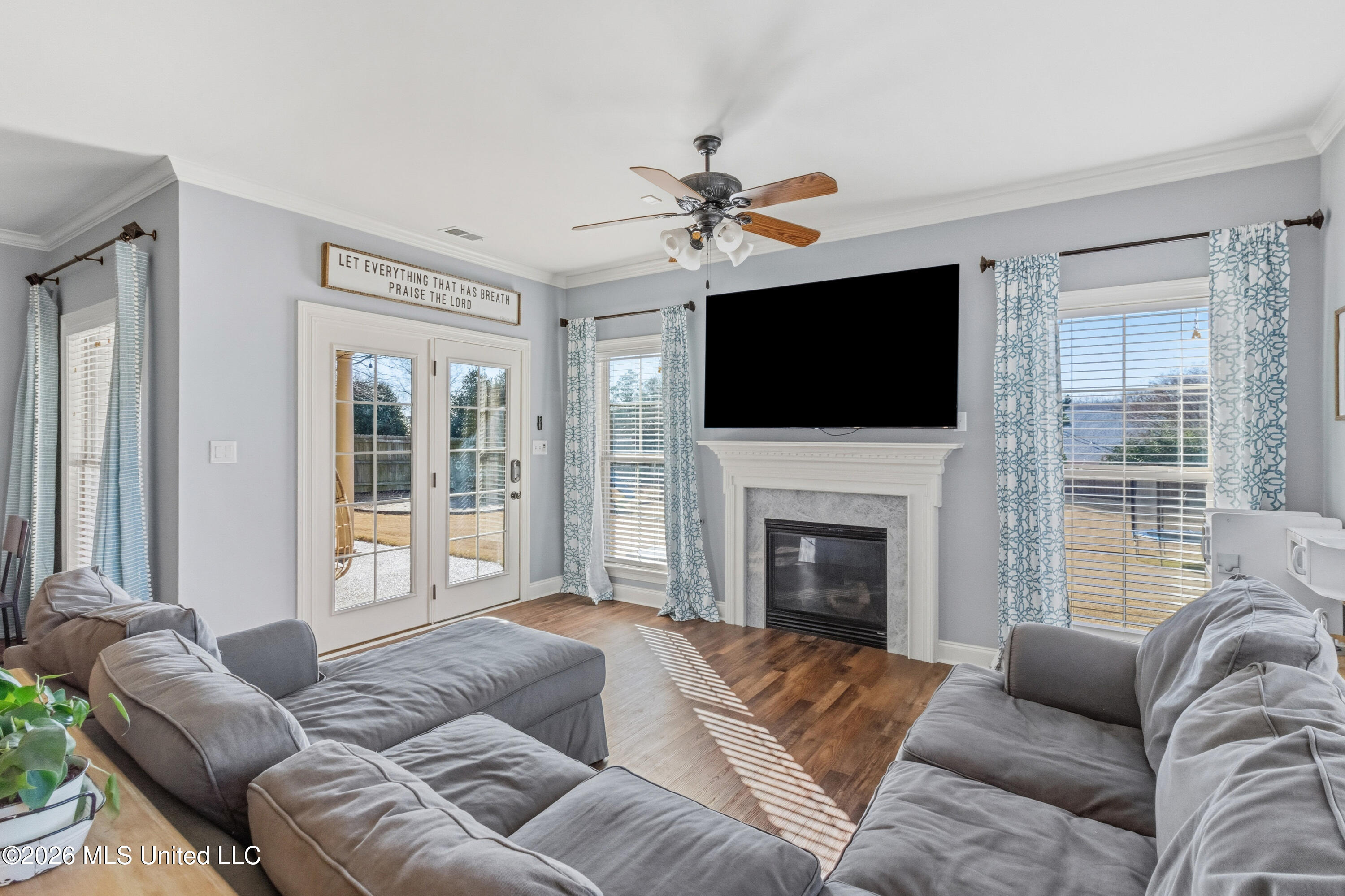 6559 Shenandoah Lane Property Photo 5