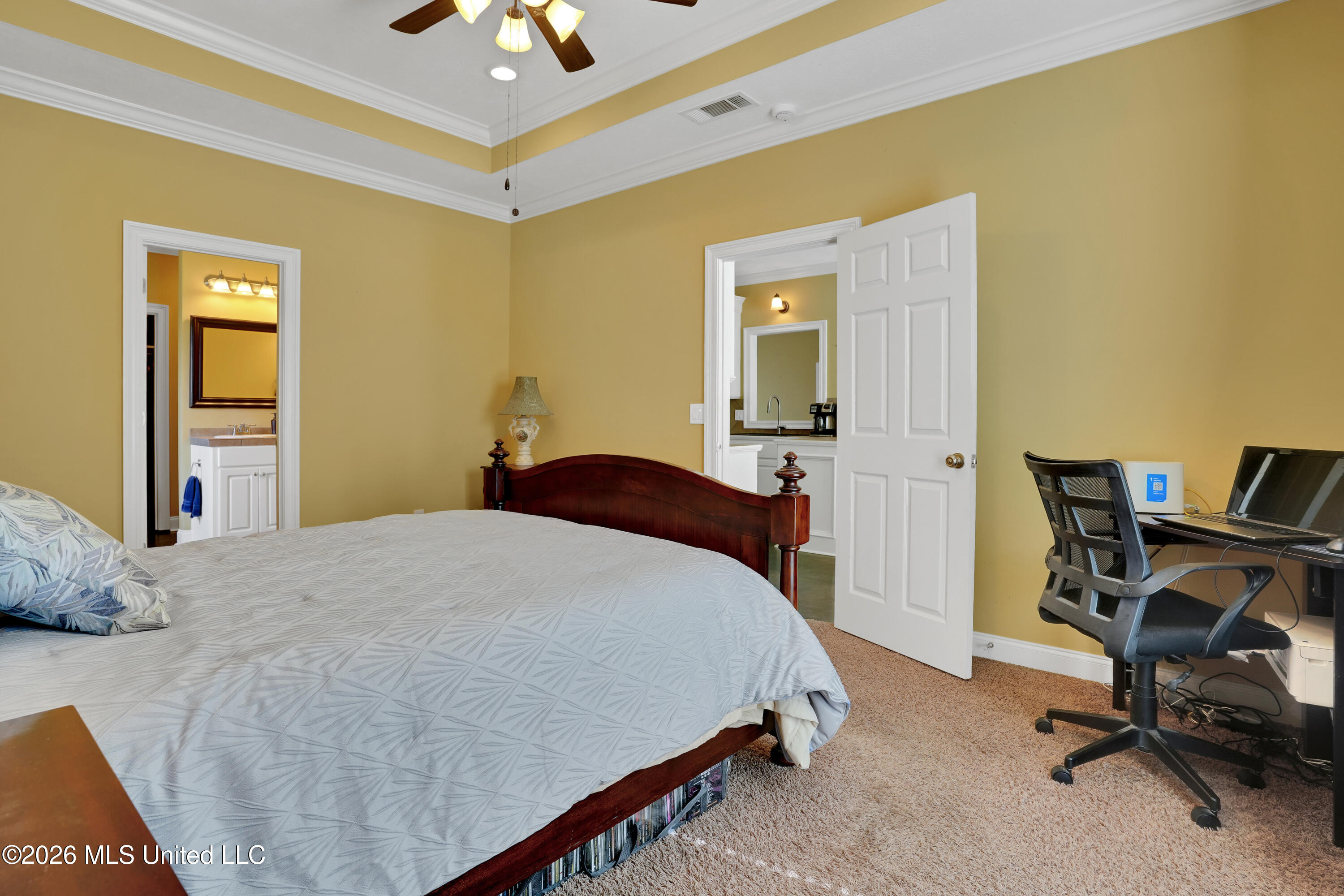 2159 Crossbridge Boulevard Property Photo 19