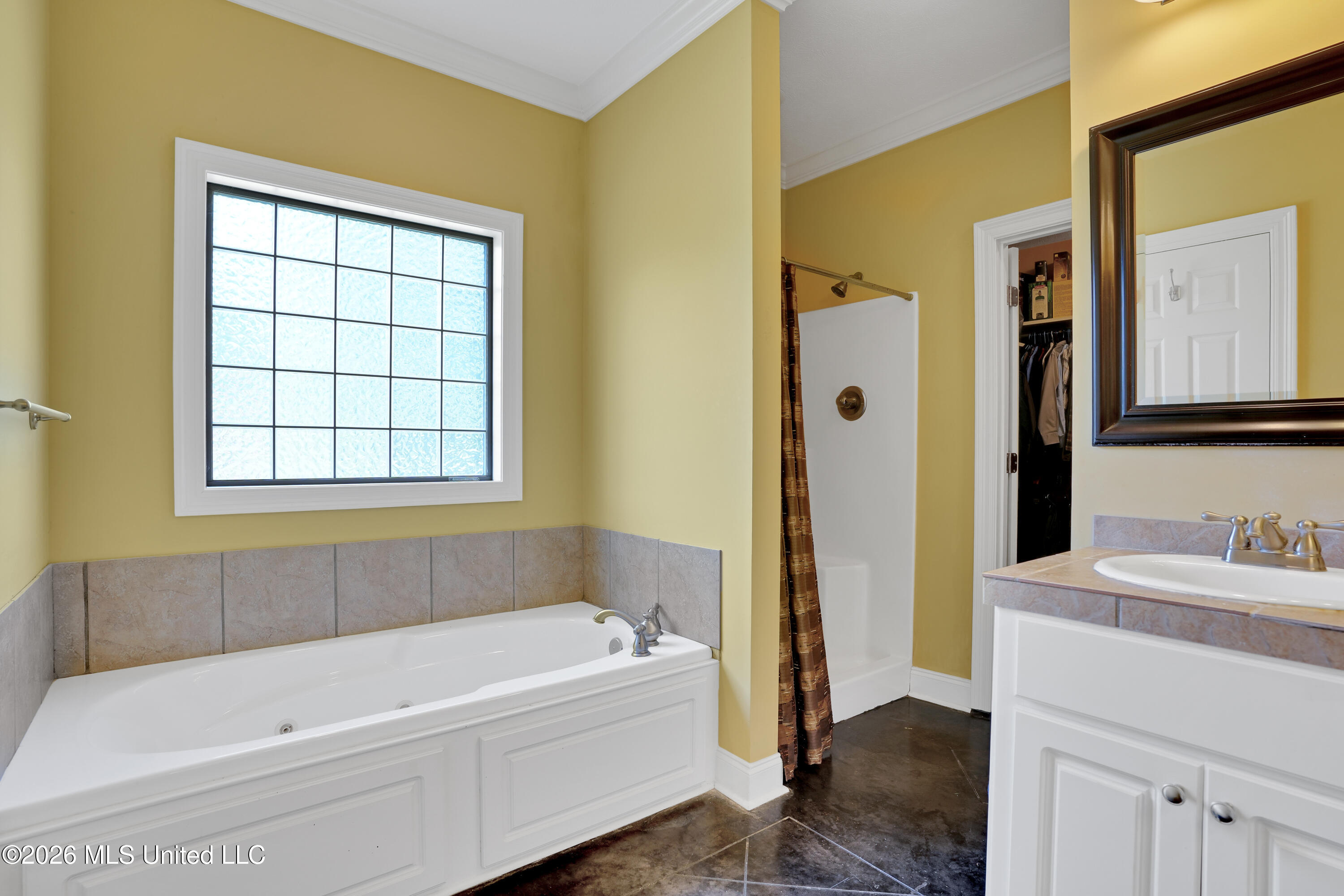 2159 Crossbridge Boulevard Property Photo 20