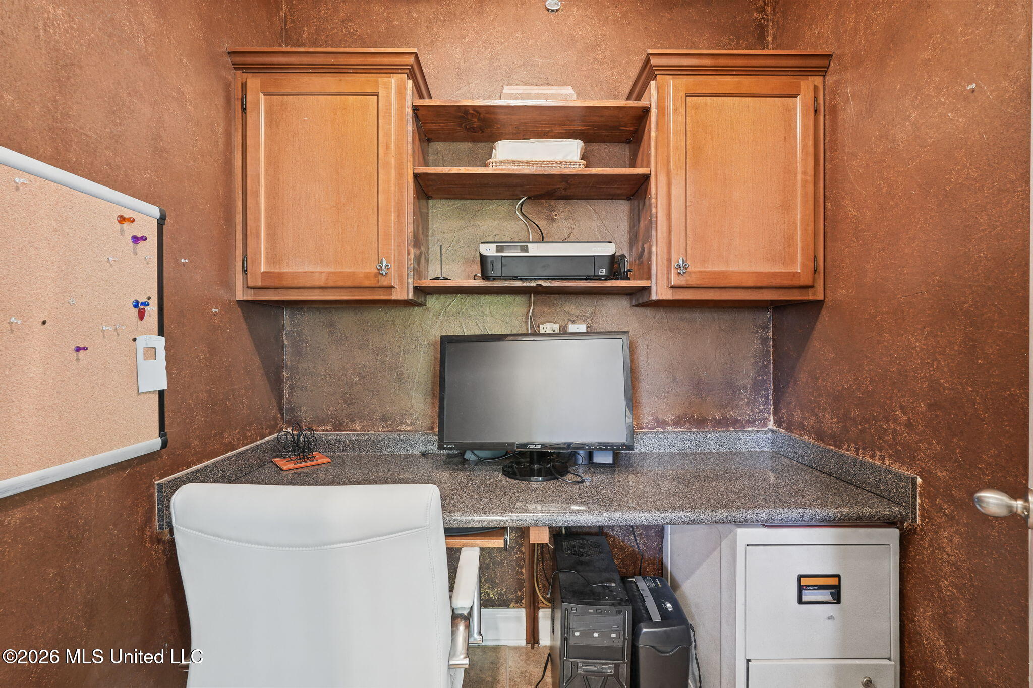830 Amanda Cove Property Photo 21