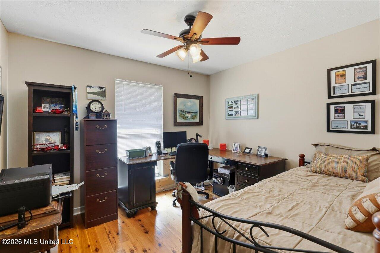 433 Westport Way Property Photo 27