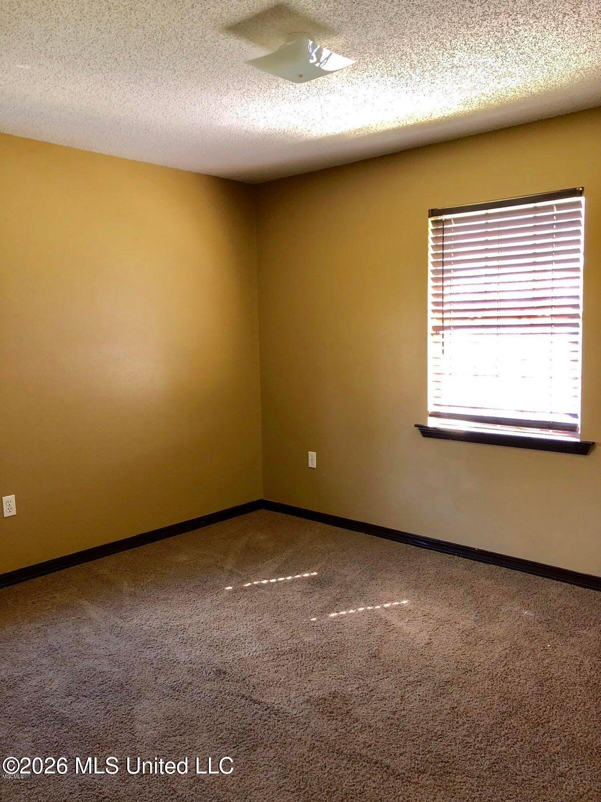10696 Plummer Circle Property Photo 7