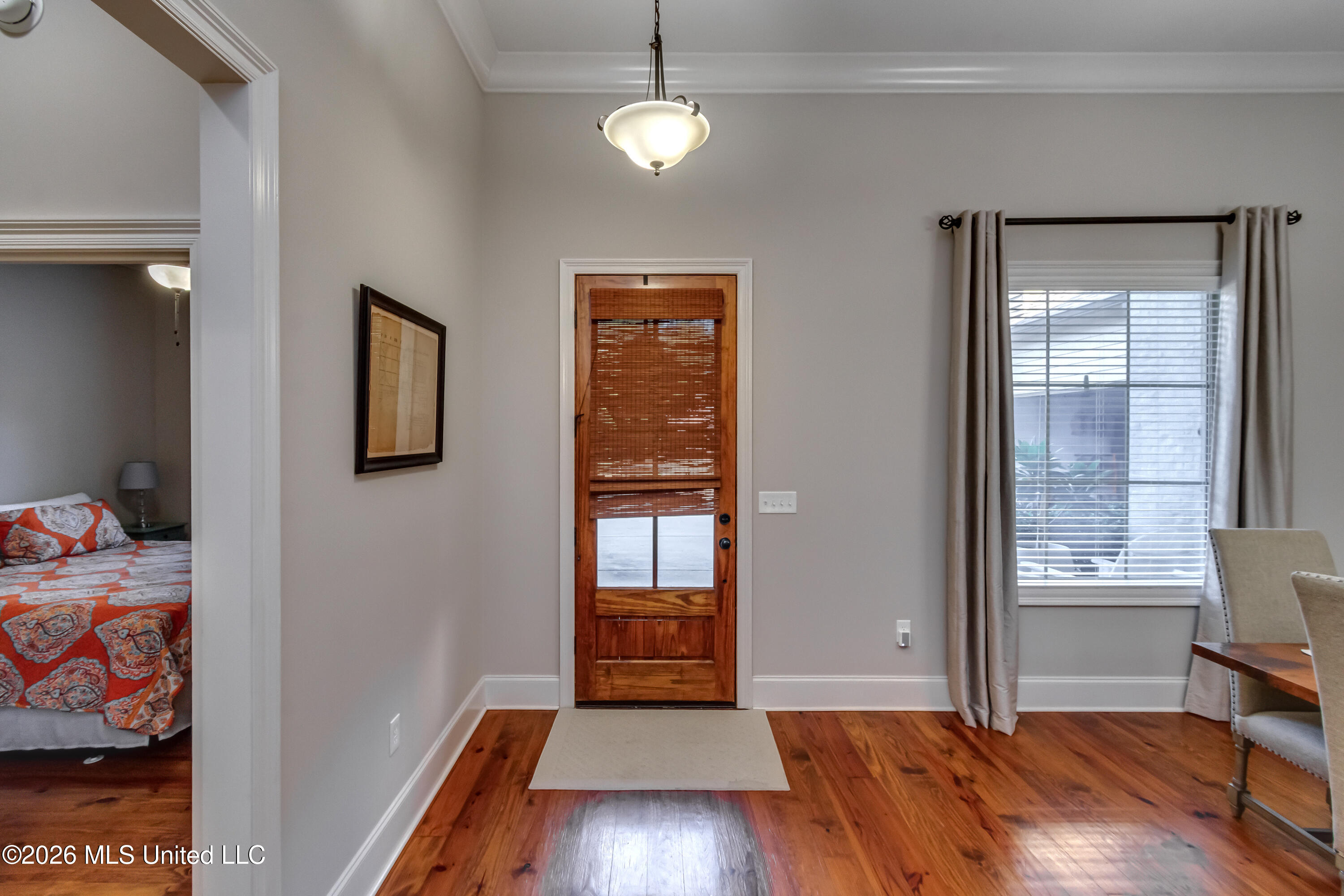112 Tailfeather Drive Property Photo 9