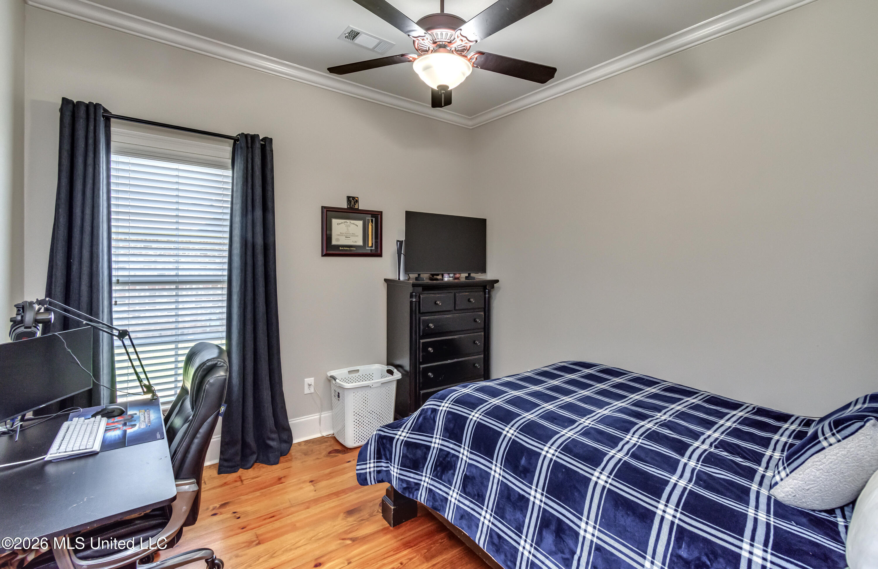 112 Tailfeather Drive Property Photo 32