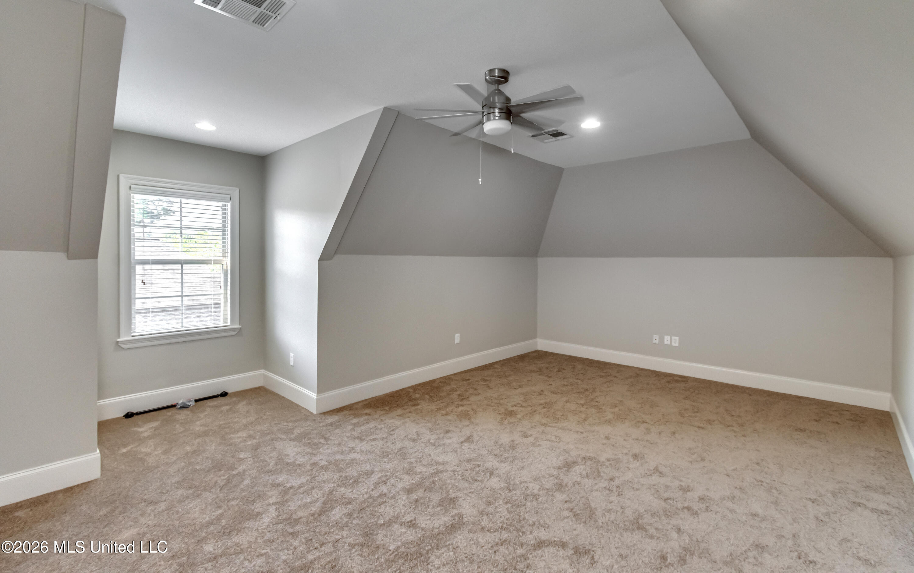 112 Tailfeather Drive Property Photo 62