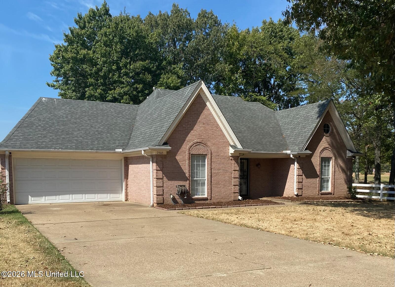 7505 Roundtable Drive Property Photo 1
