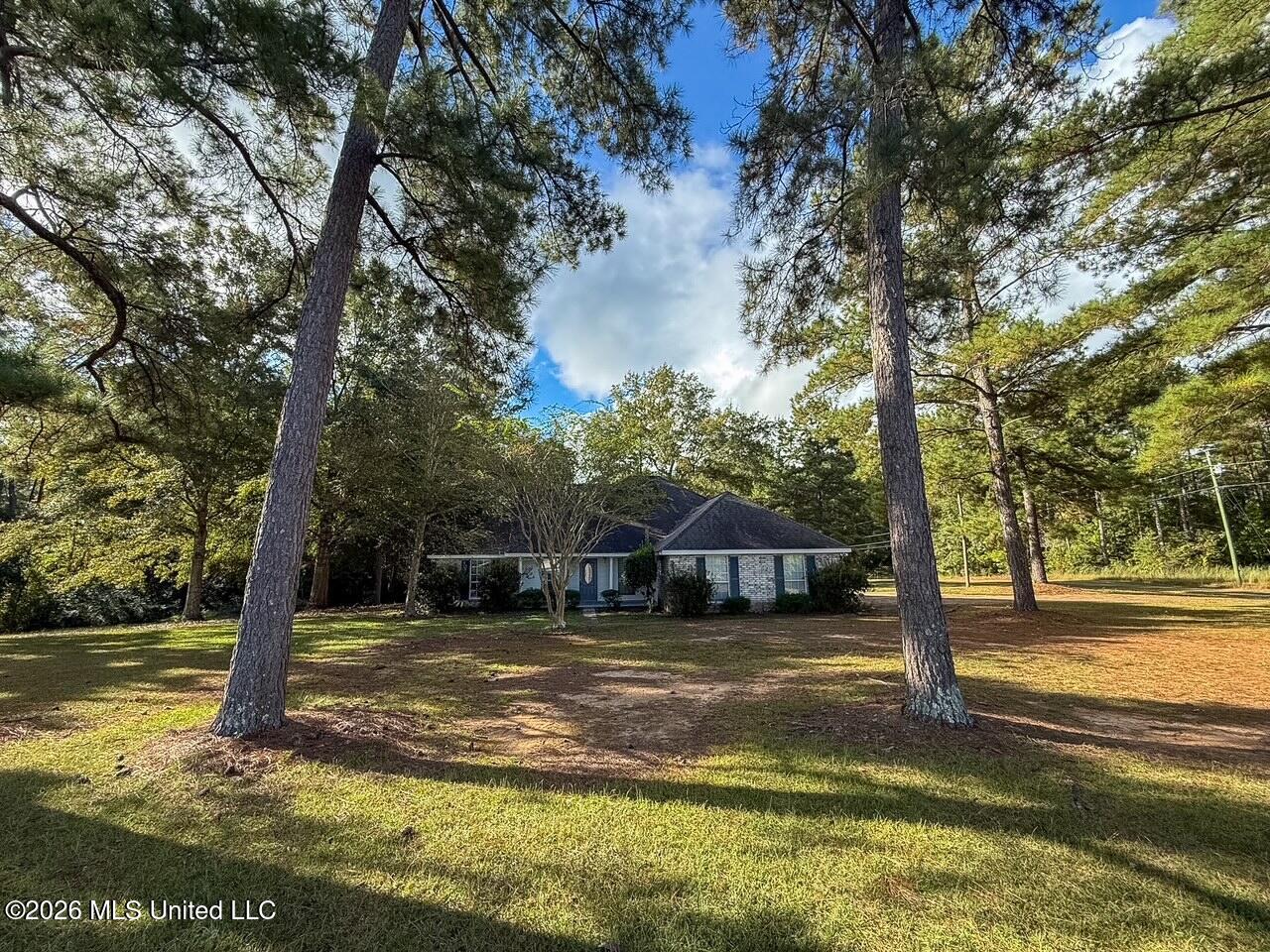 1061 Hutson Circle Property Photo 1
