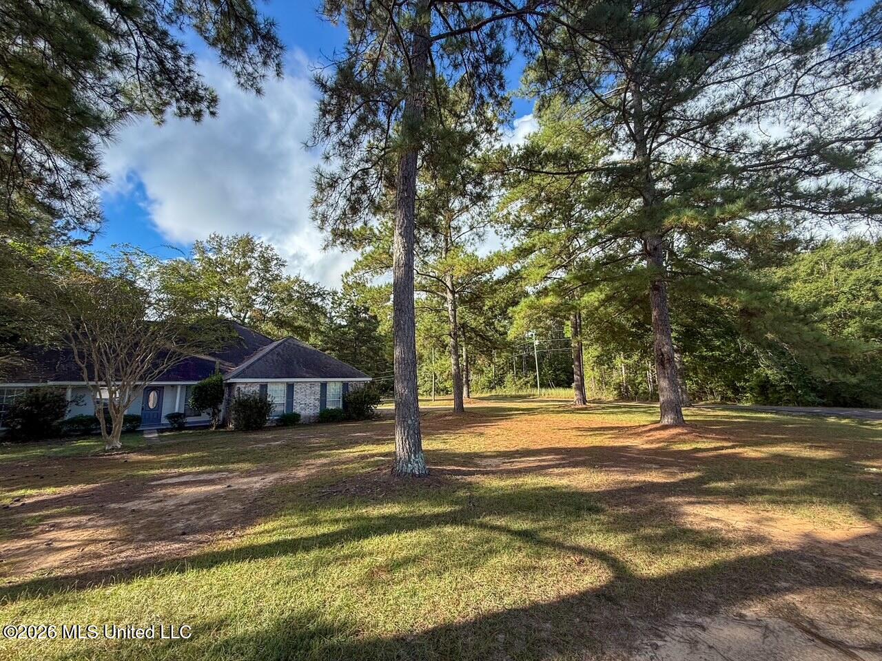 1061 Hutson Circle Property Photo 4