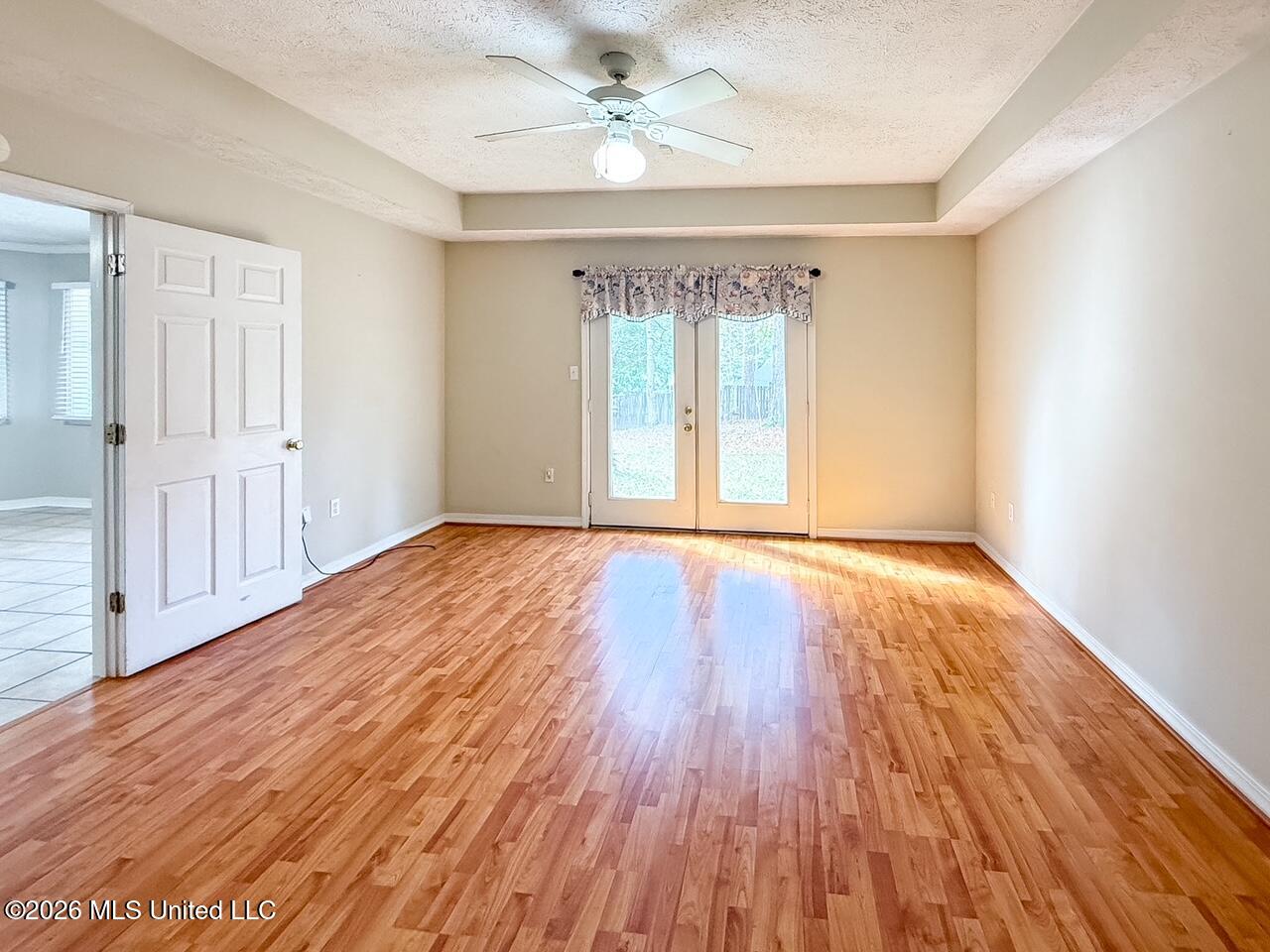 1061 Hutson Circle Property Photo 14