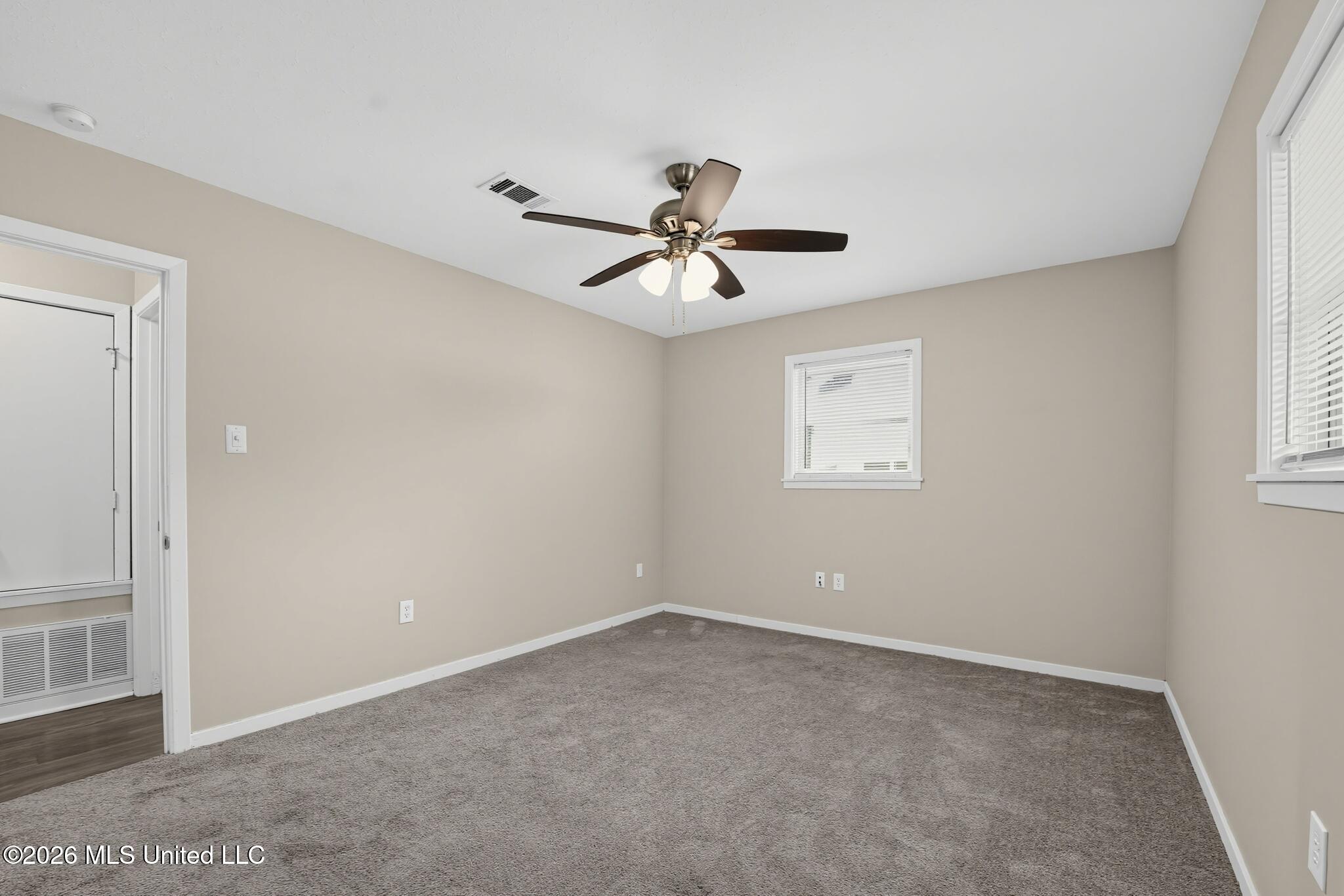 806 Louis Wilson Drive Property Photo 23