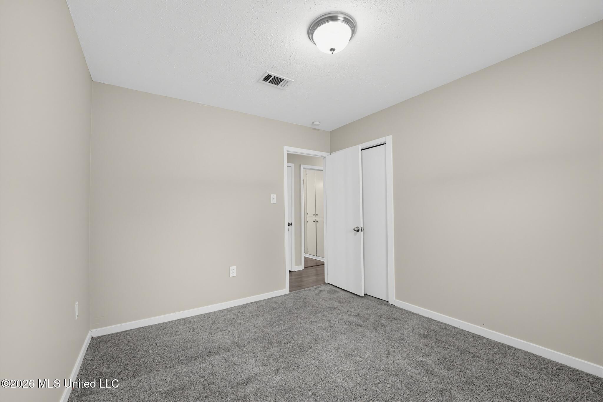 806 Louis Wilson Drive Property Photo 28