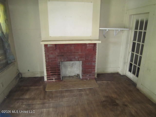 252 E Academy Street Property Photo 8