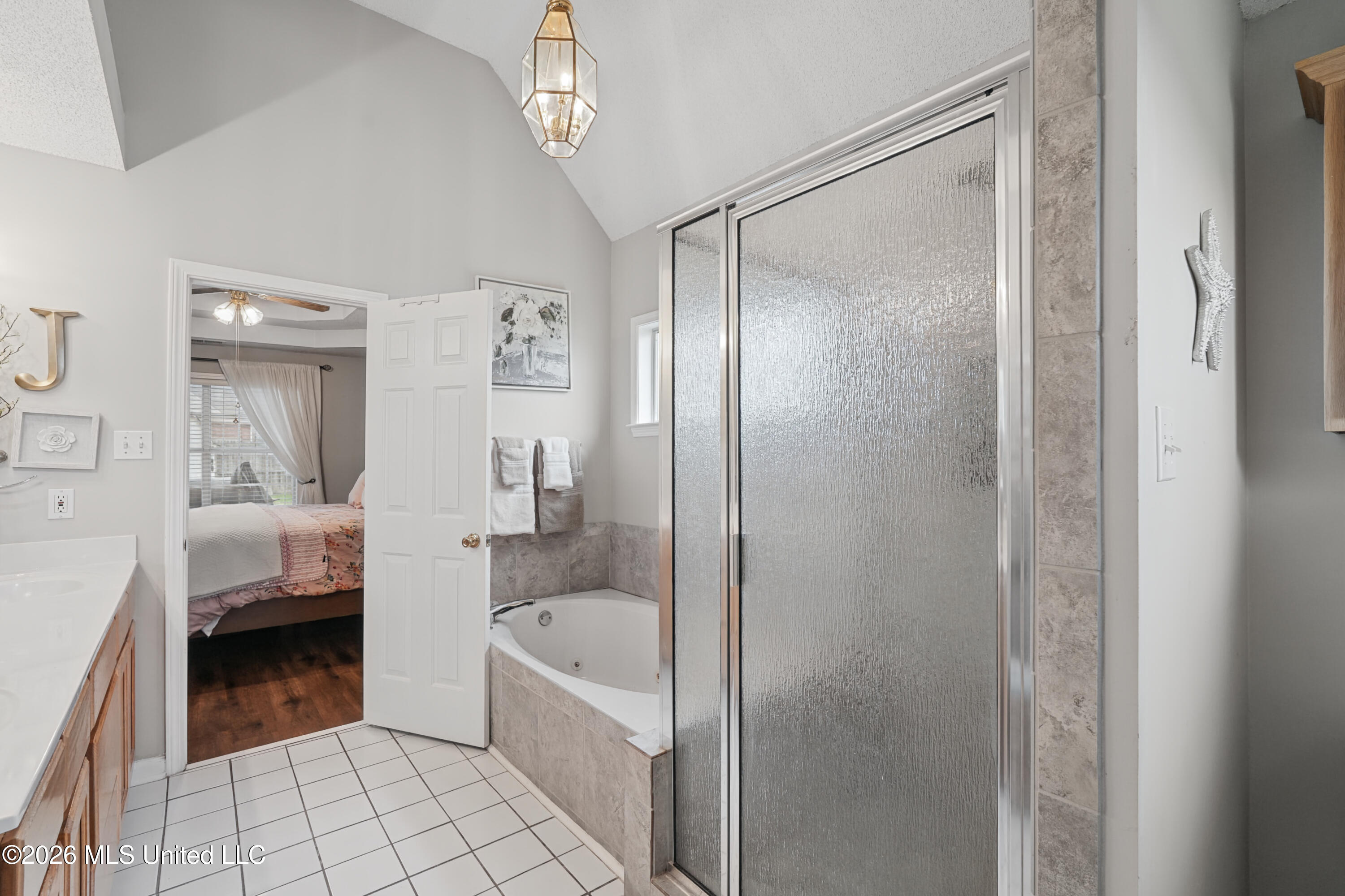 6724 Braybourne Main Property Photo 17