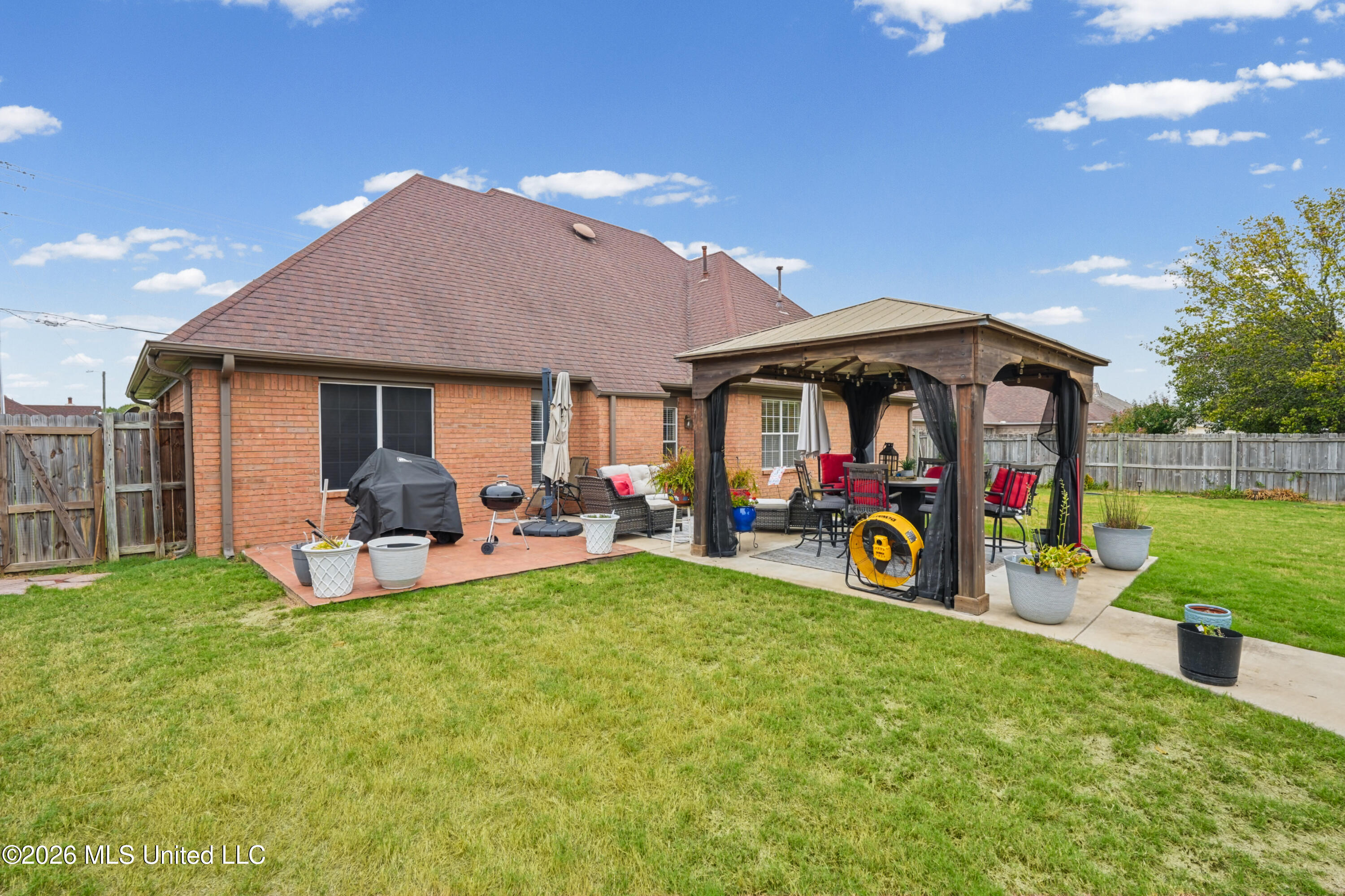 6724 Braybourne Main Property Photo 25