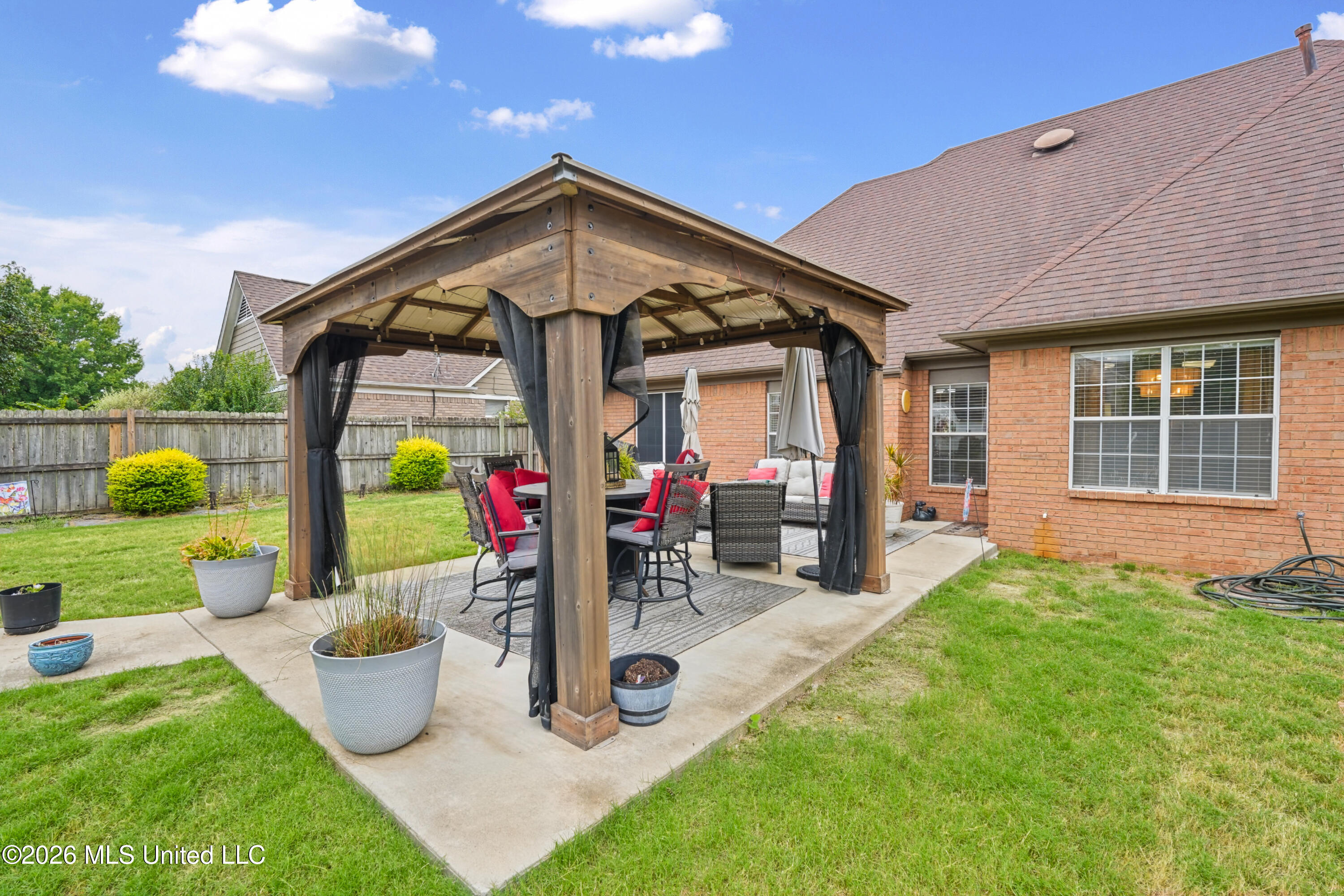 6724 Braybourne Main Property Photo 26