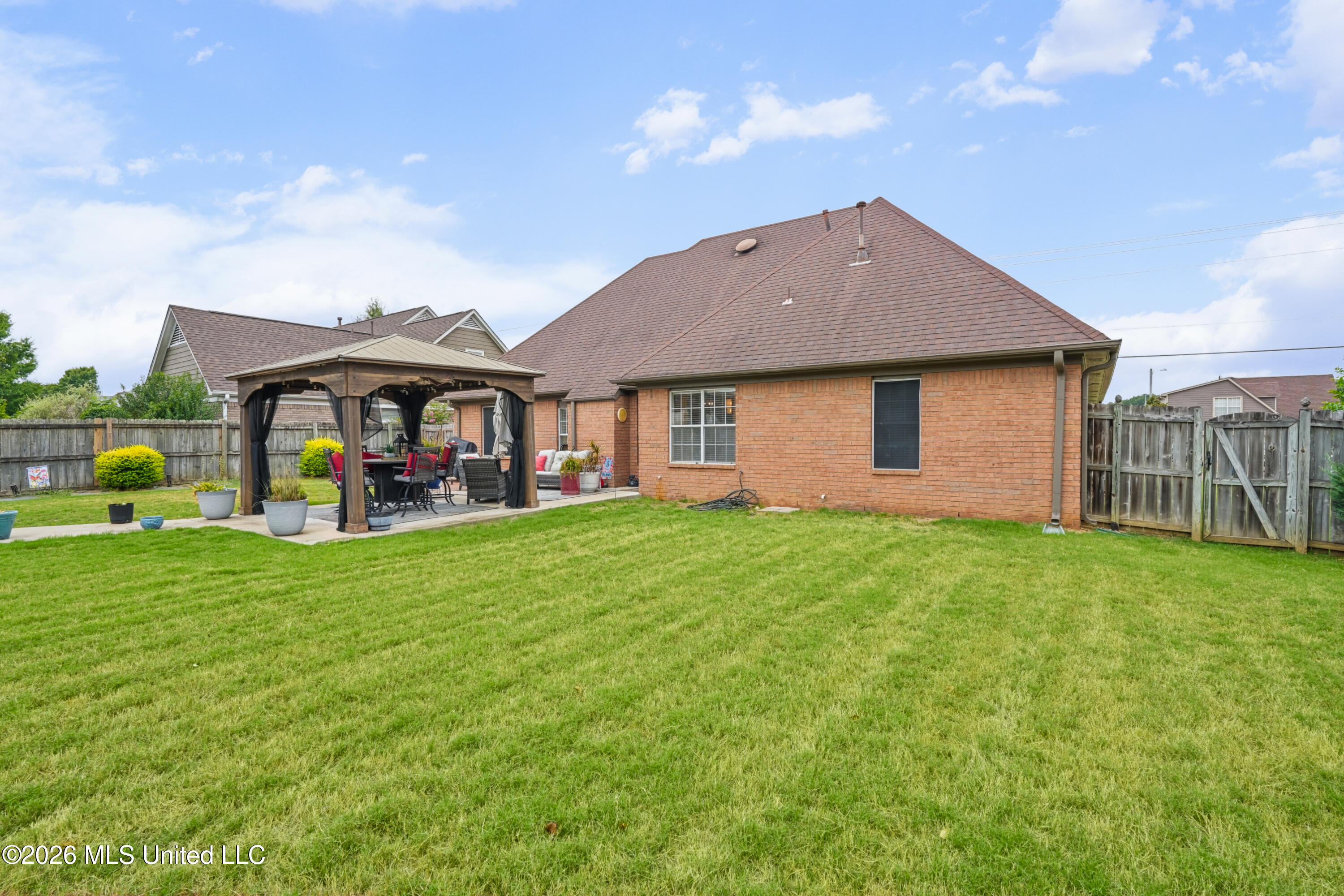 6724 Braybourne Main Property Photo 27