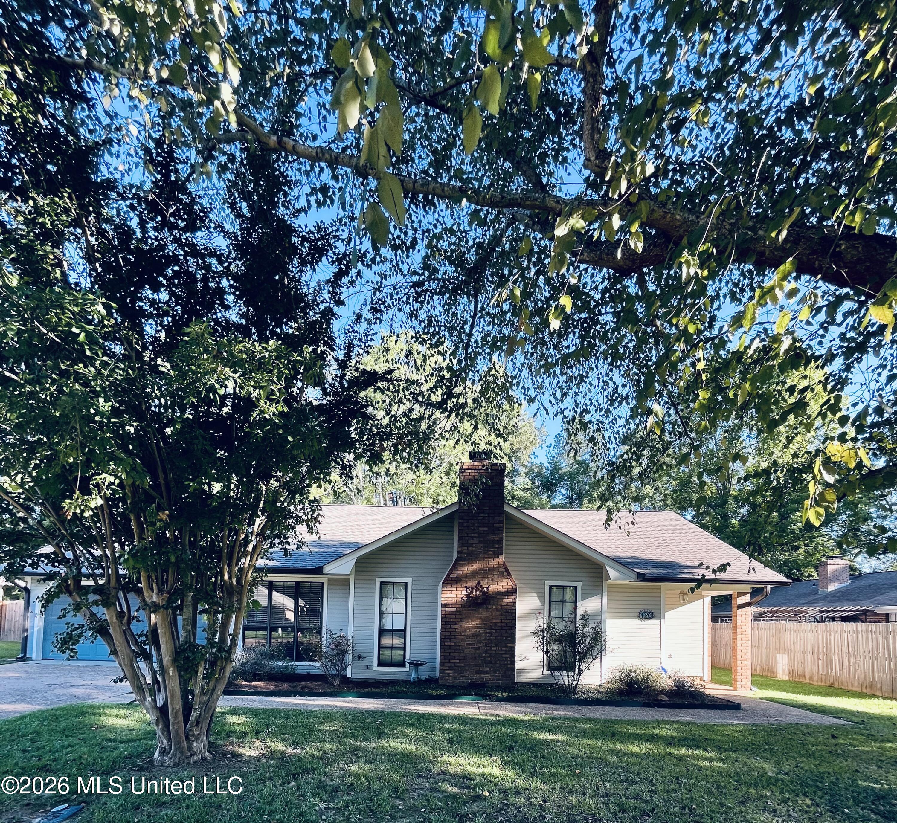 120 Cypress Drive Property Photo 2