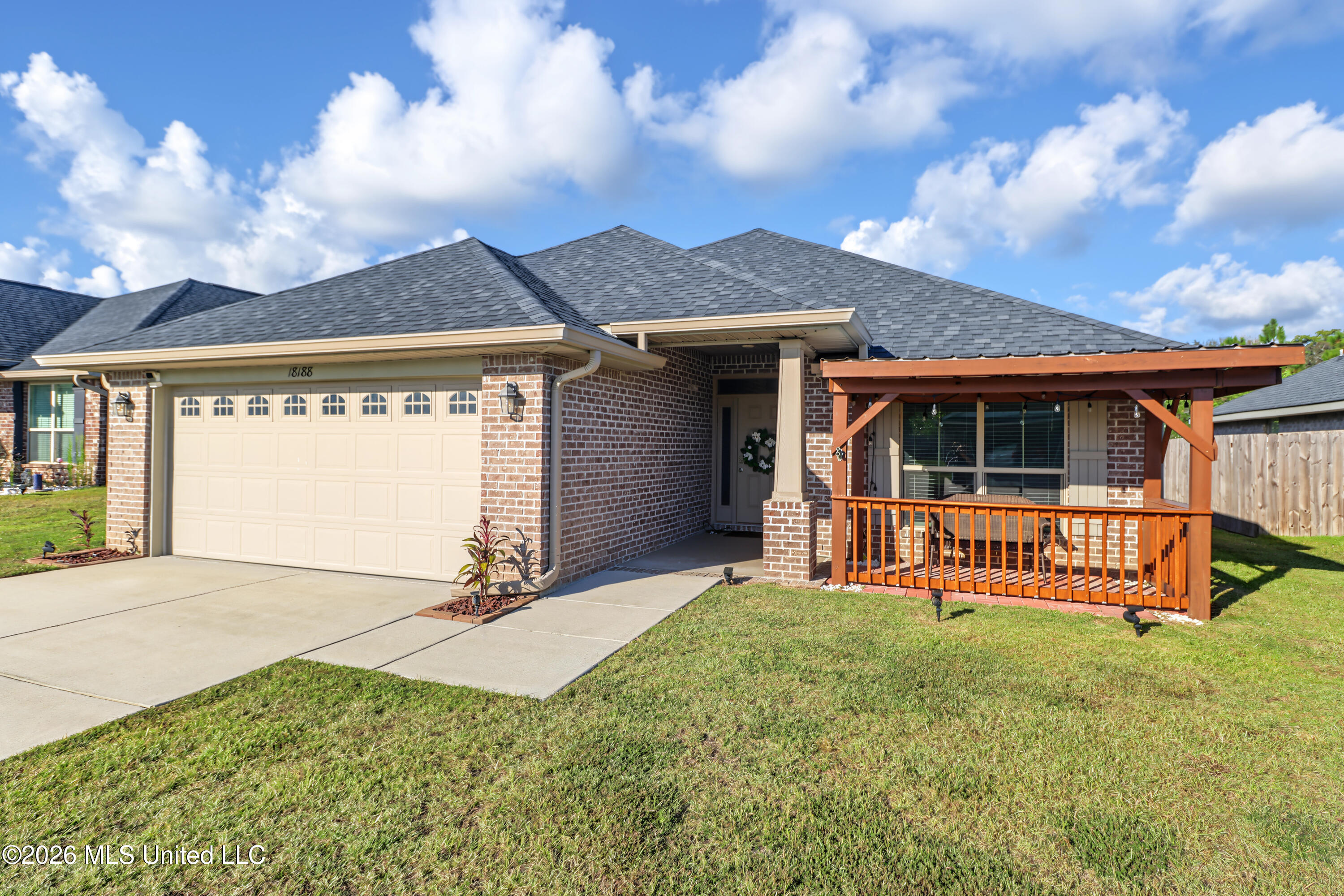 18188 Tiffany Renee Drive Property Photo 1