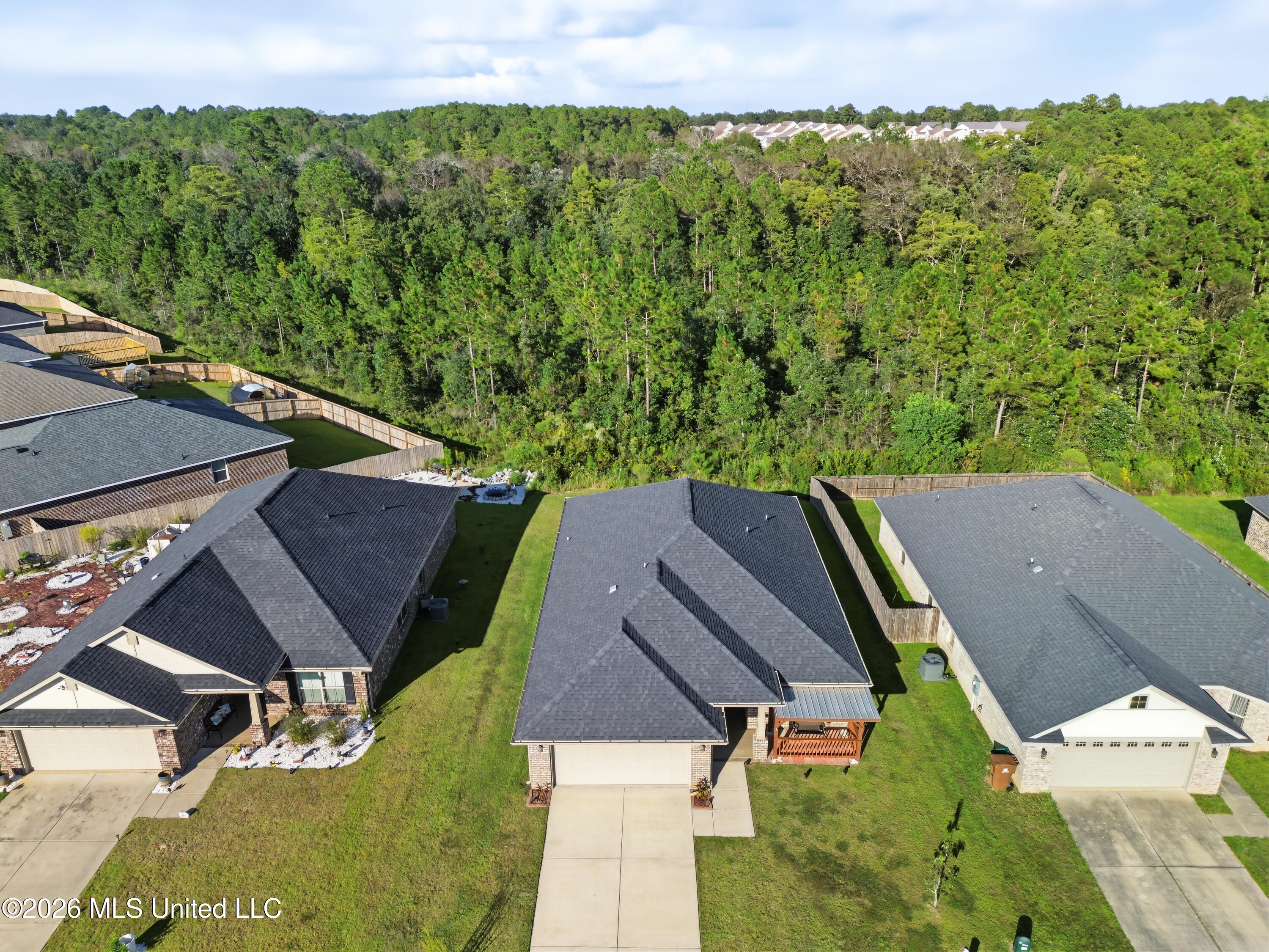 18188 Tiffany Renee Drive Property Photo 15