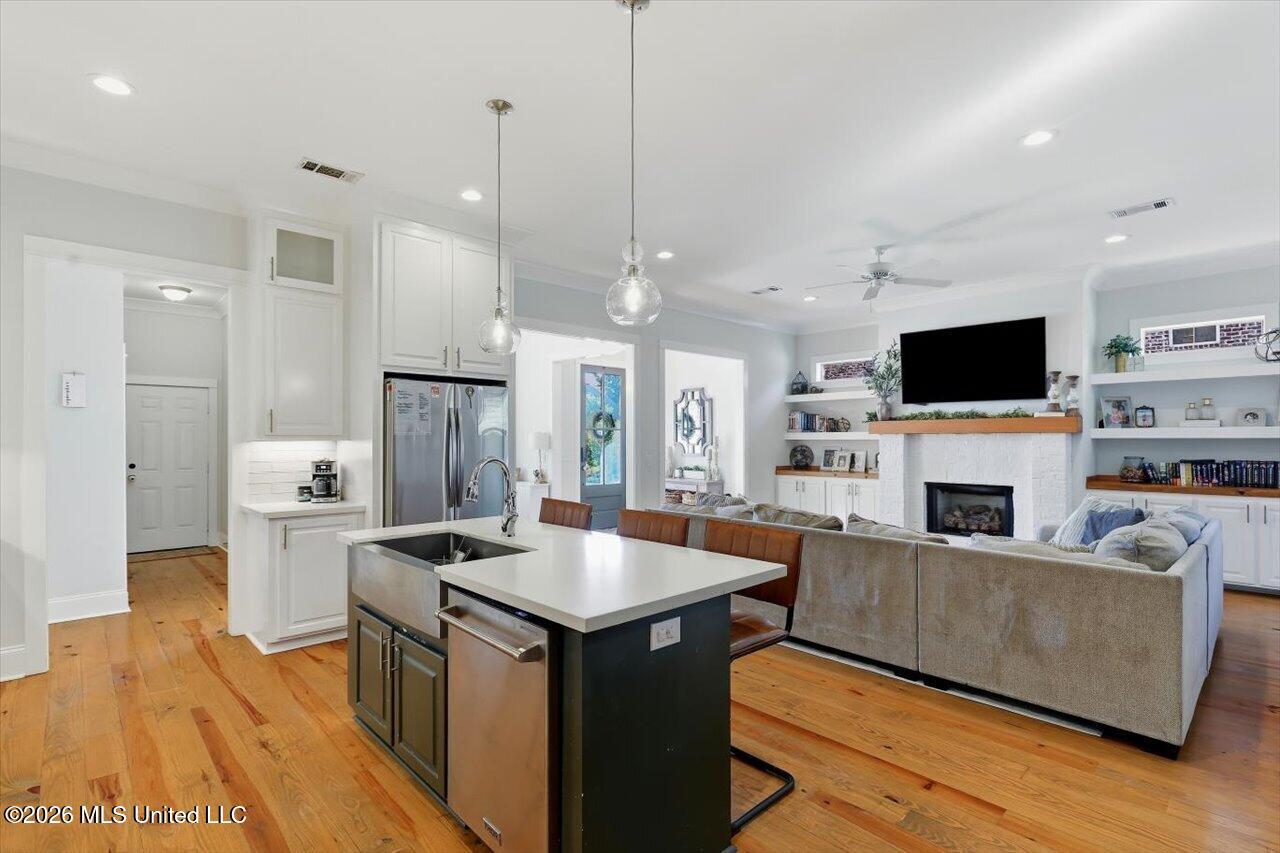 141 Camden Lake Drive Property Photo 13