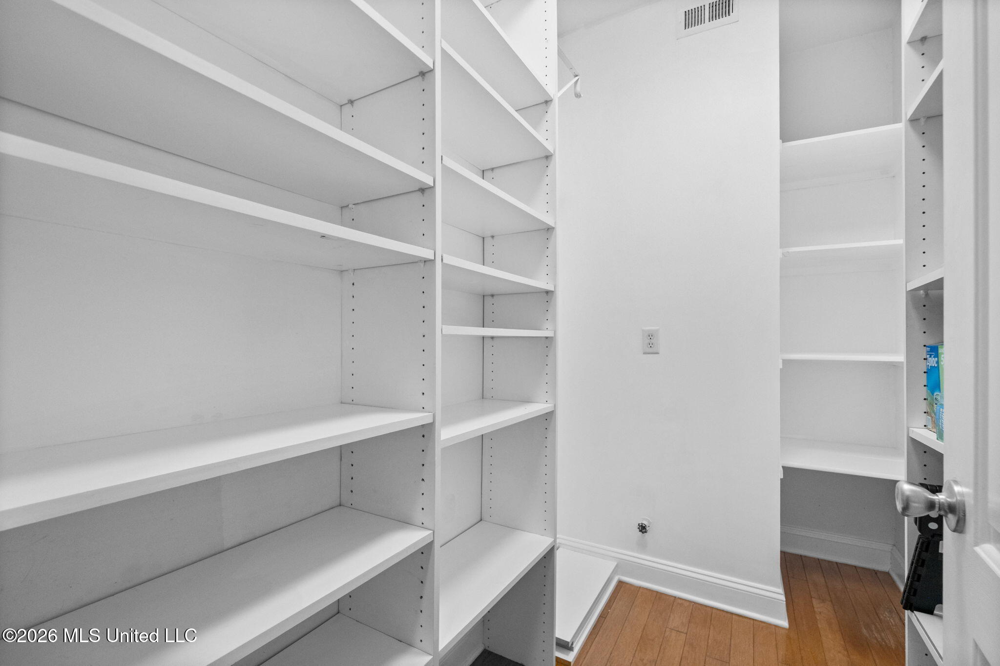 4672 Jacob Lane Property Photo 16
