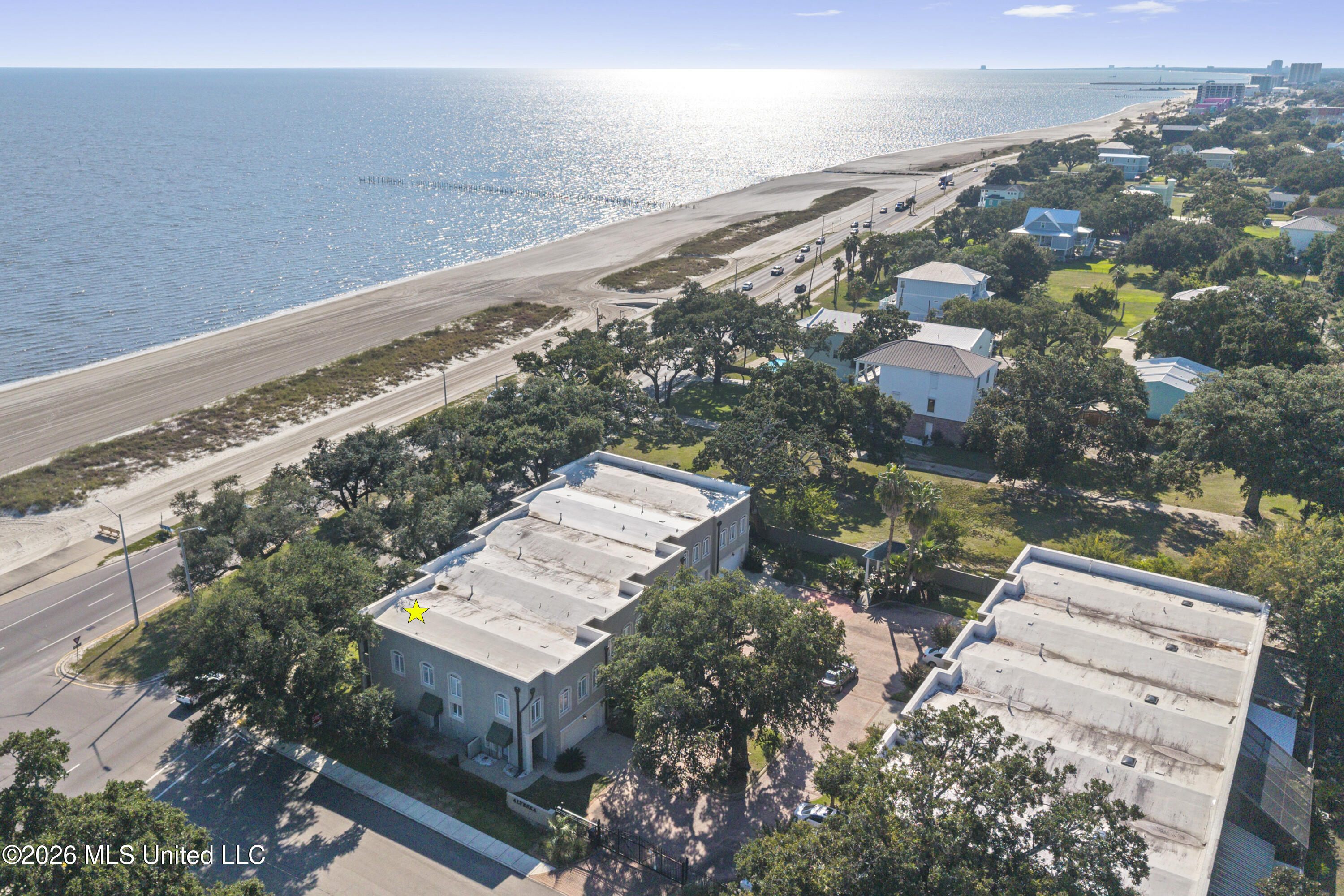 1478 Beach Boulevard Property Photo 4