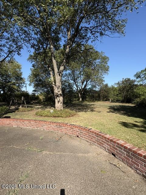 301 Florence Avenue Property Photo 3