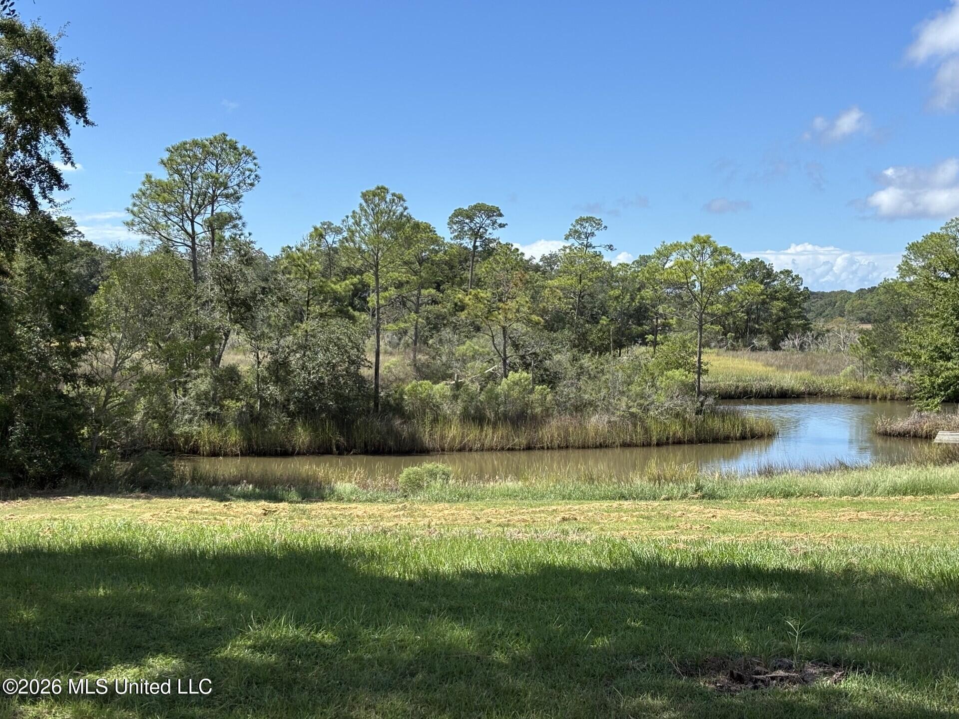 Tradewinds Drive Property Photo 1