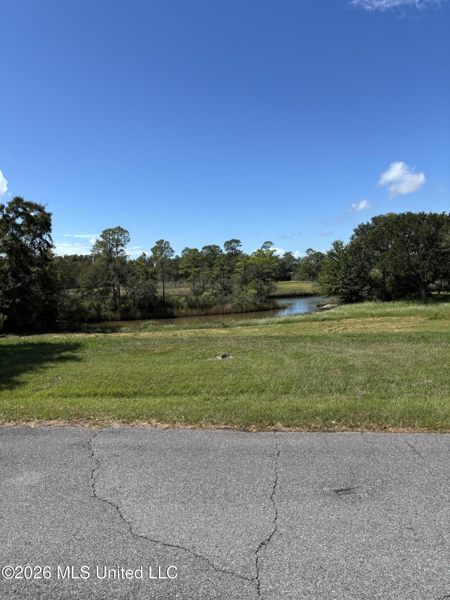 Tradewinds Drive Property Photo 2