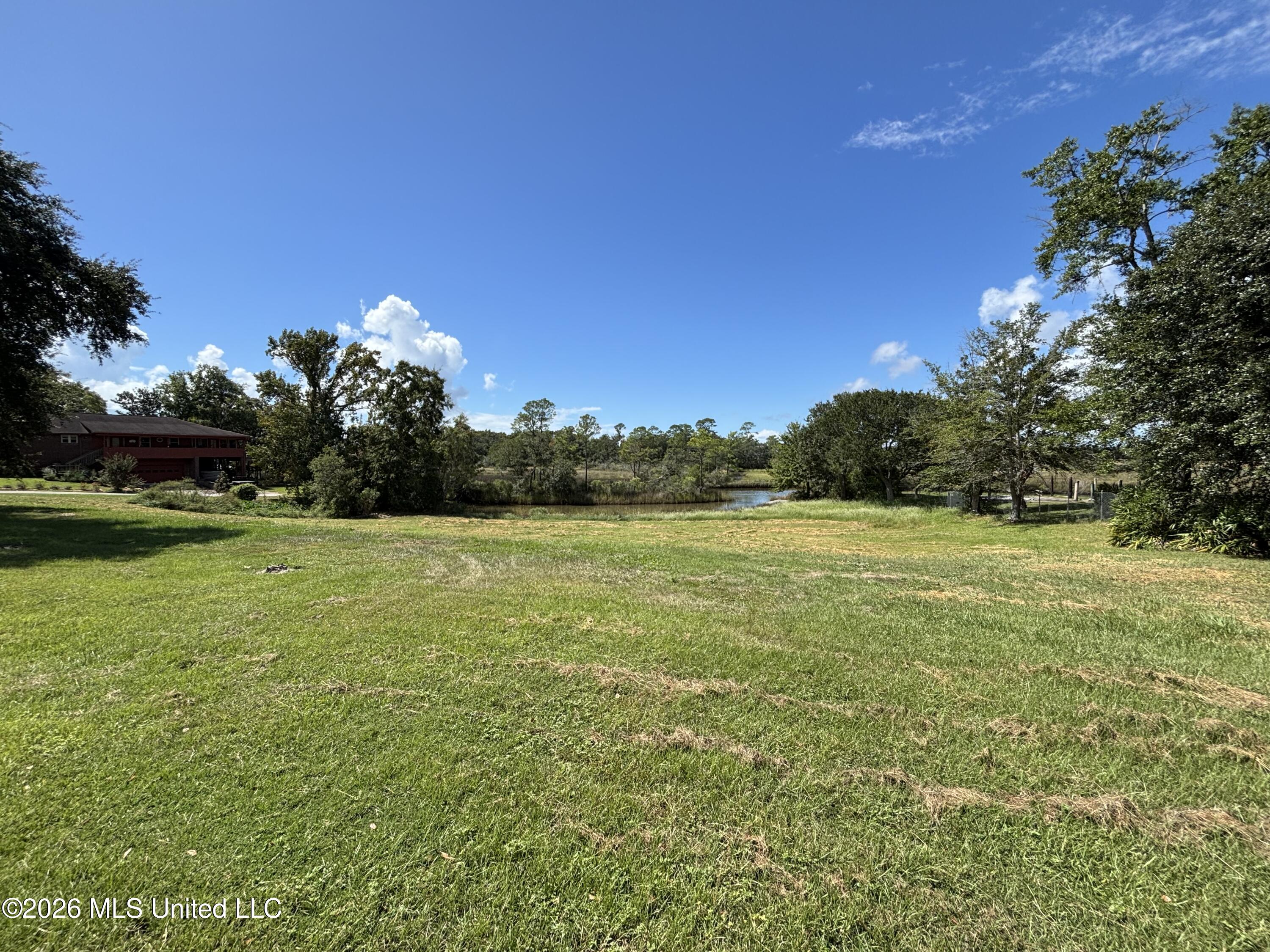 Tradewinds Drive Property Photo 5