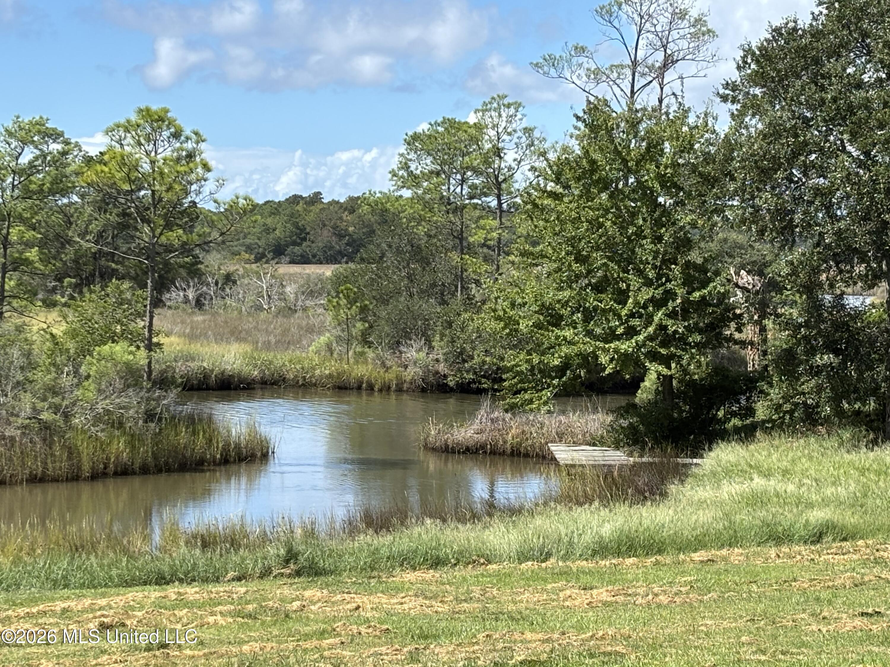 Tradewinds Drive Property Photo 8