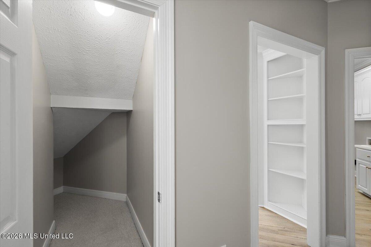 150 Lake Ridge Drive Property Photo 20