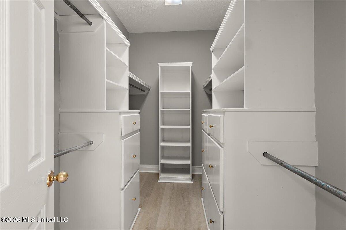 150 Lake Ridge Drive Property Photo 27
