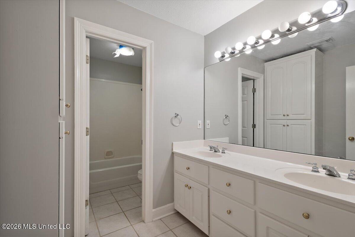 150 Lake Ridge Drive Property Photo 34
