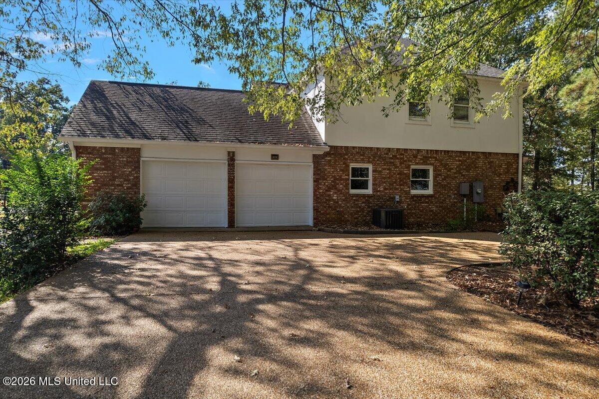 150 Lake Ridge Drive Property Photo 45