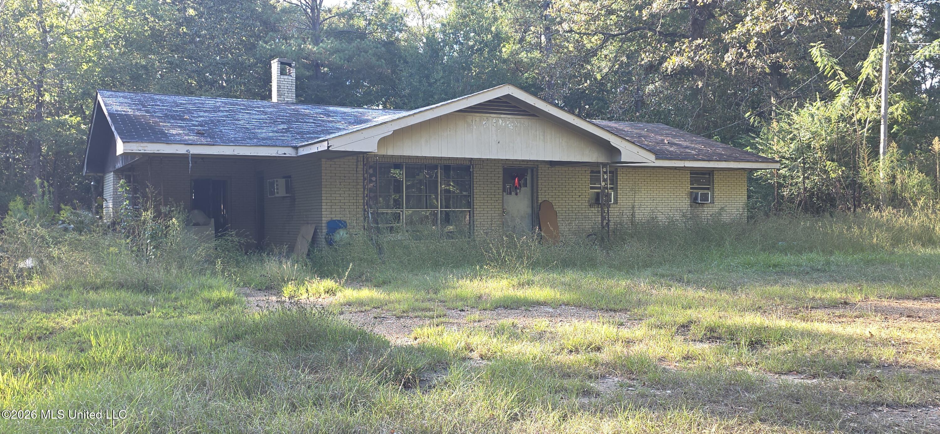 345 Ne Nalco Lane Property Photo 1