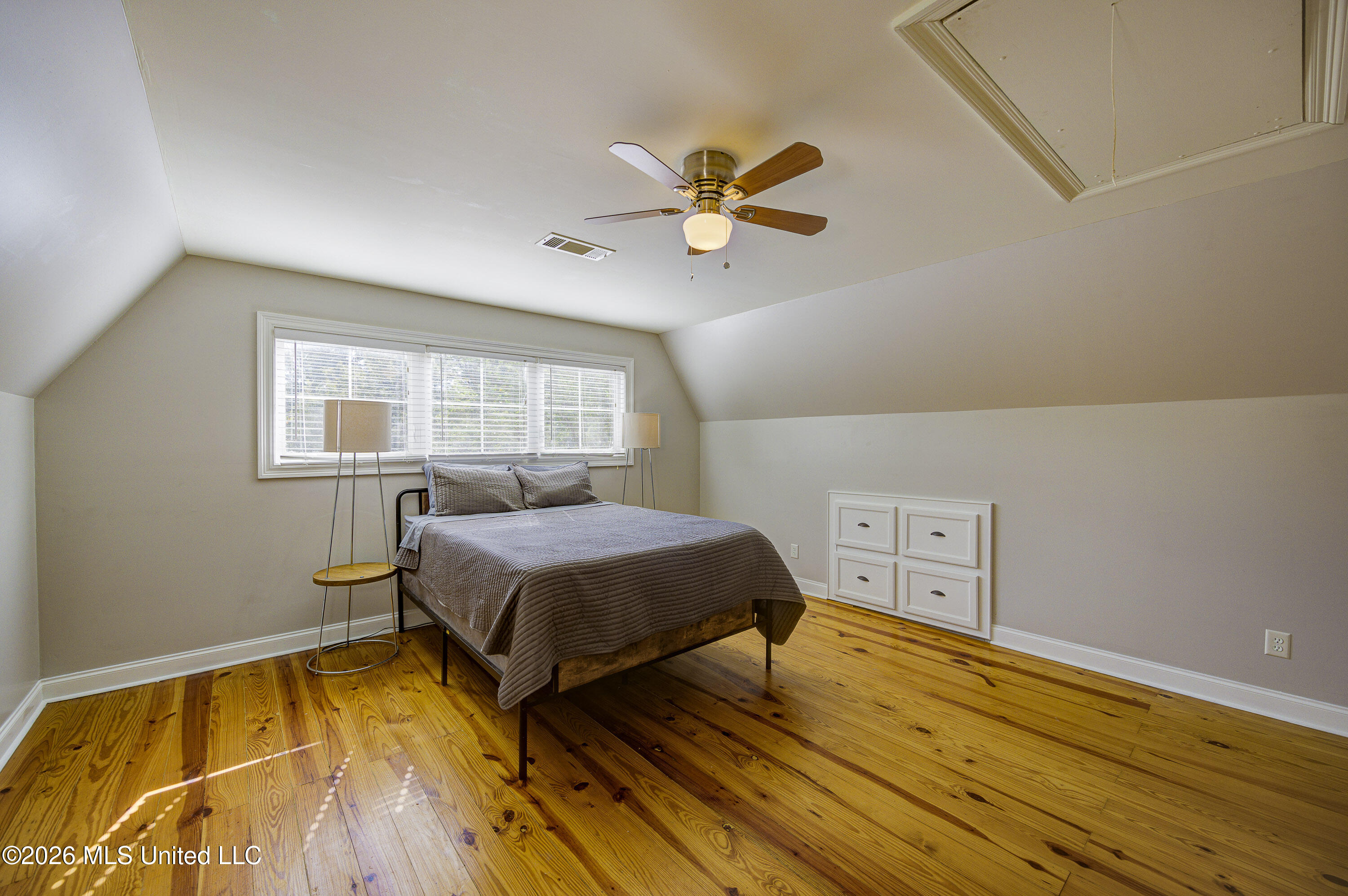 7025 Highway 433 Property Photo 26
