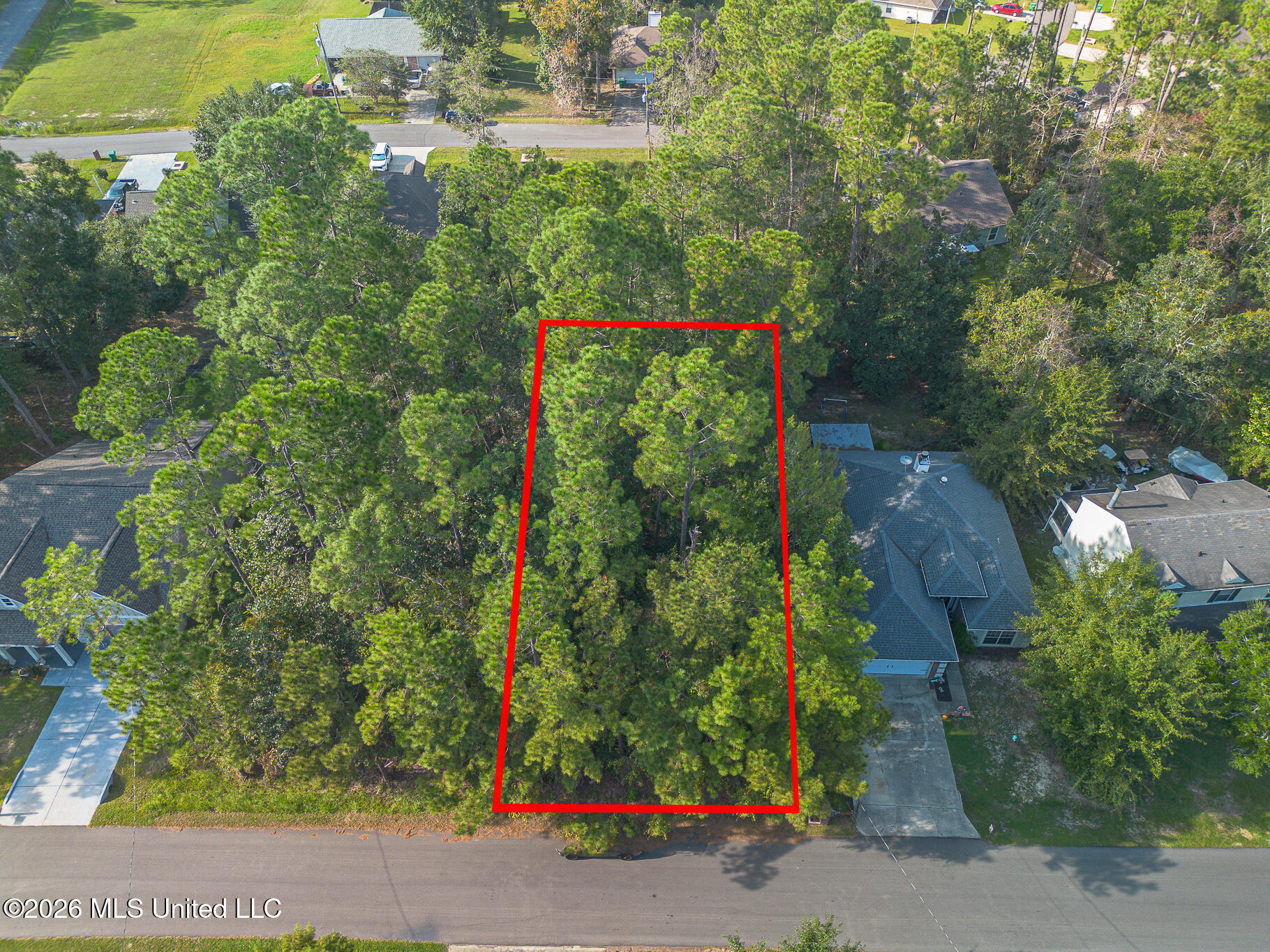 7446 Ieke Drive Property Photo 2