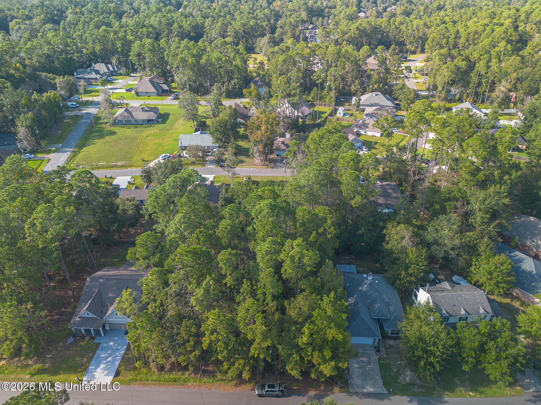 7446 Ieke Drive Property Photo 8