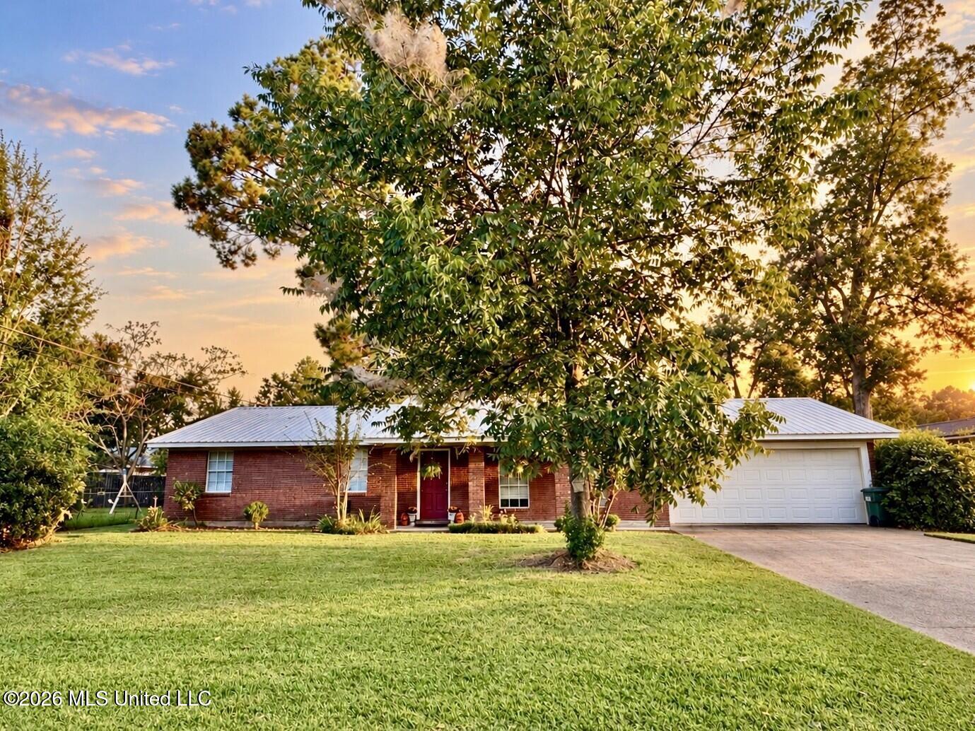 110 Mcgregor Way Property Photo 1
