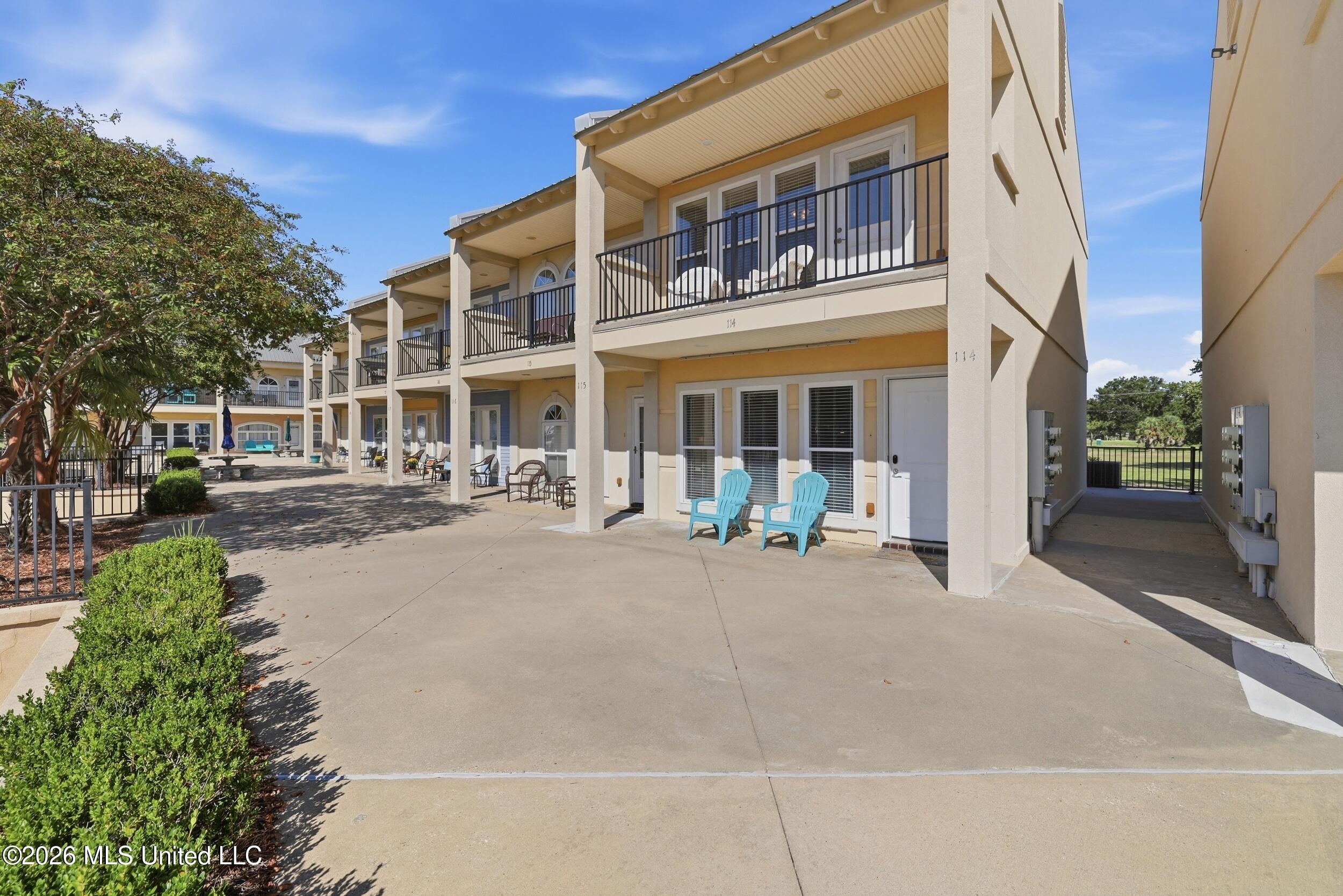 548 Beach Boulevard Property Photo 1