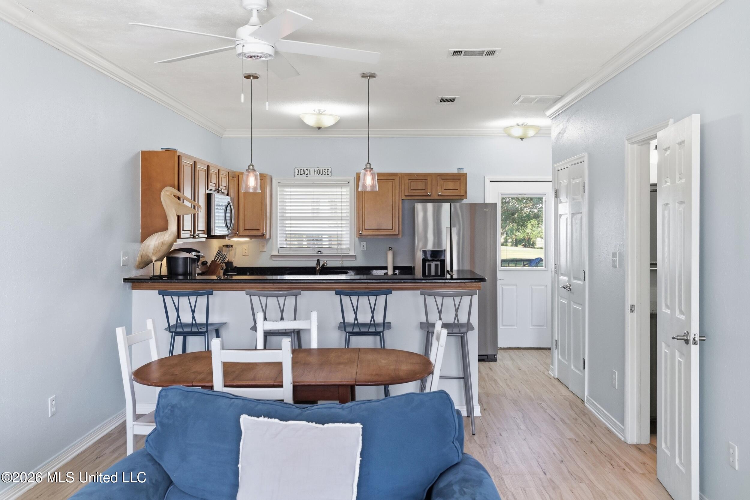 548 Beach Boulevard Property Photo 6